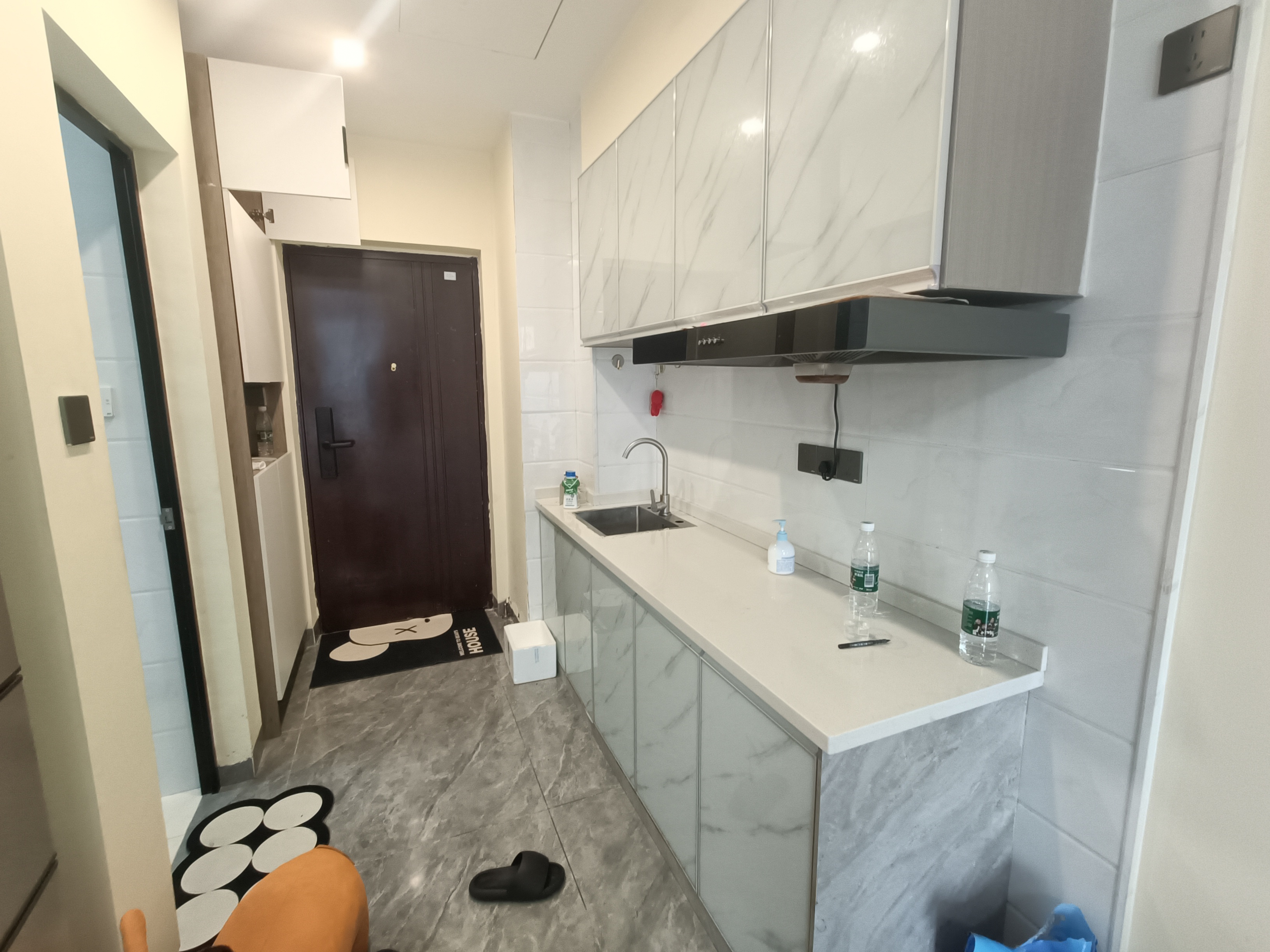 朗廷览江  1室1厅1卫    39.0万 朗廷览江  1室1厅1卫    39.0万室内图