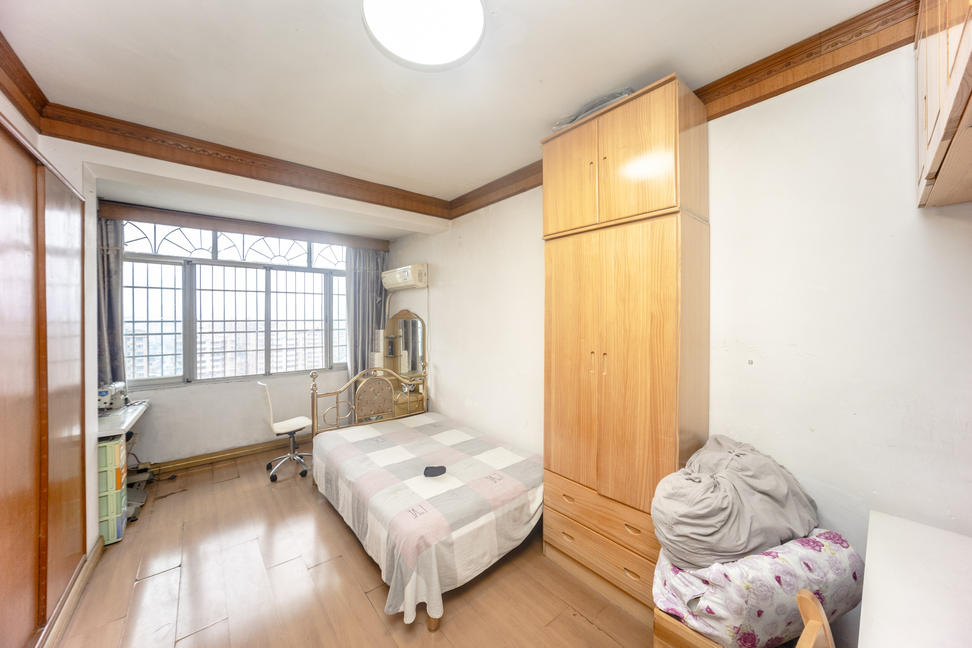 东瓜山一村  2室2厅1卫   48.80万卧室