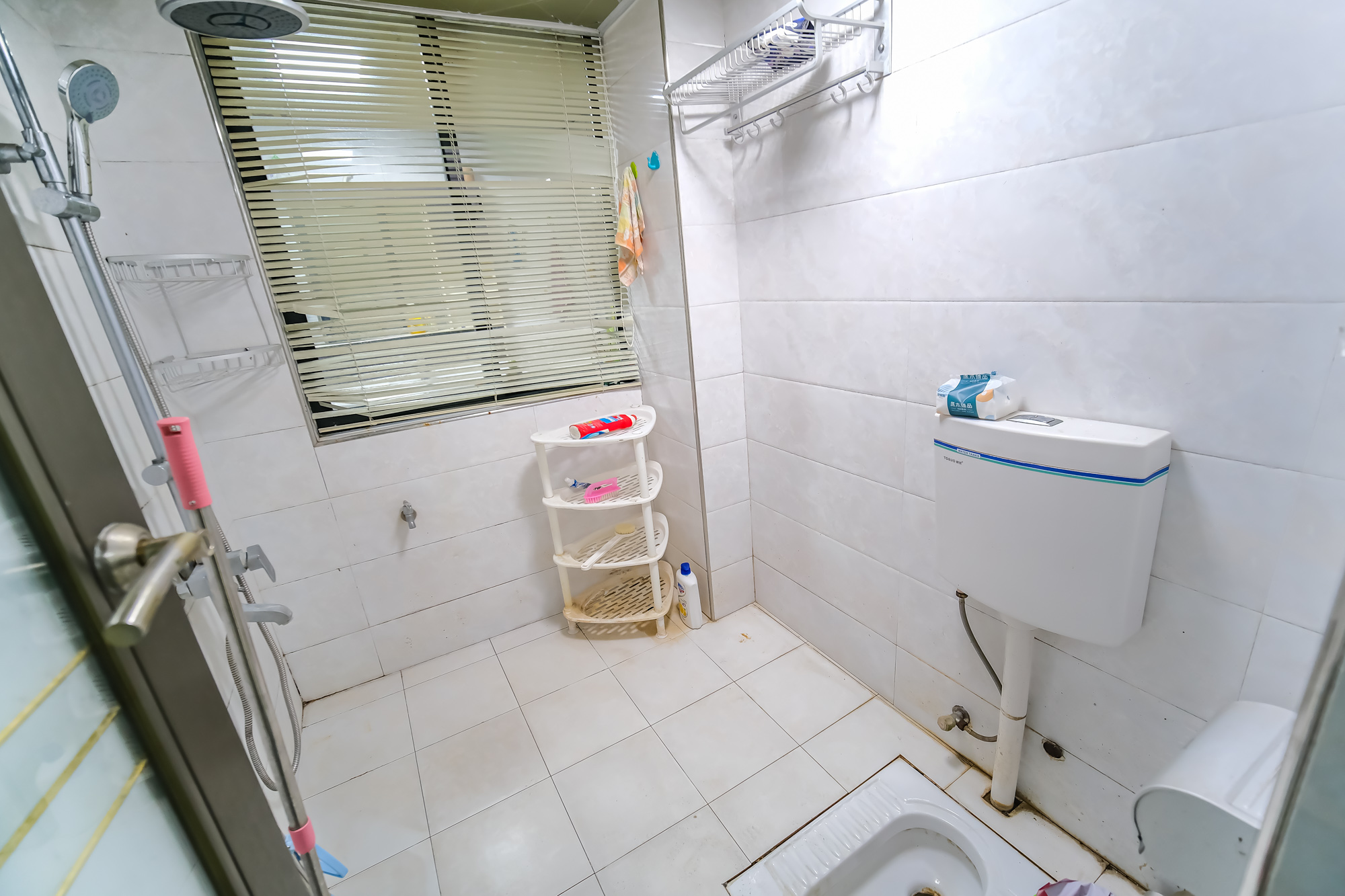 三一街区 3室2厅1卫 65.0万 三一街区 3室2厅1卫 65.0万卫生间