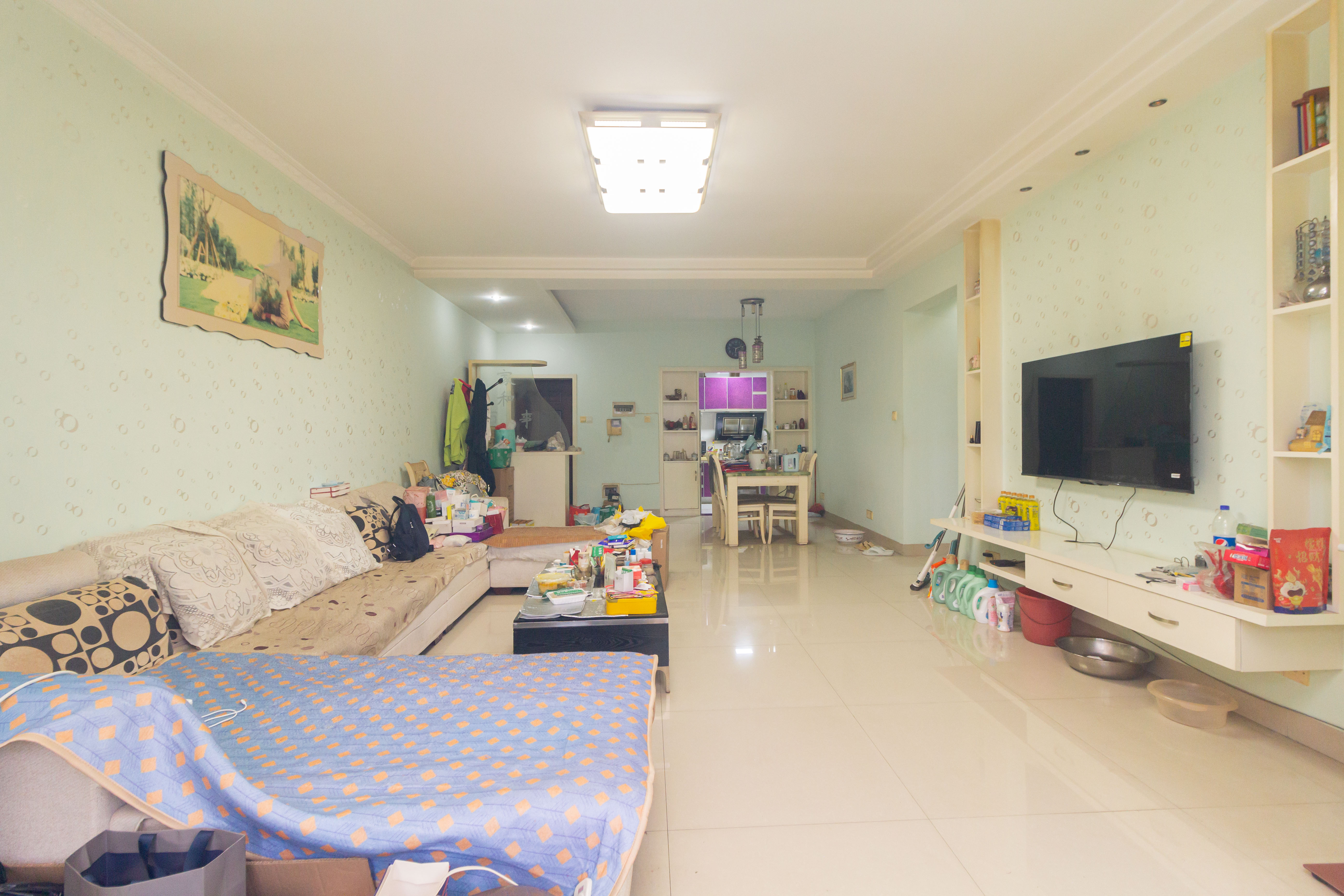 星城国际 3室2厅2卫 63.0万 星城国际 3室2厅2卫 63.0万客厅