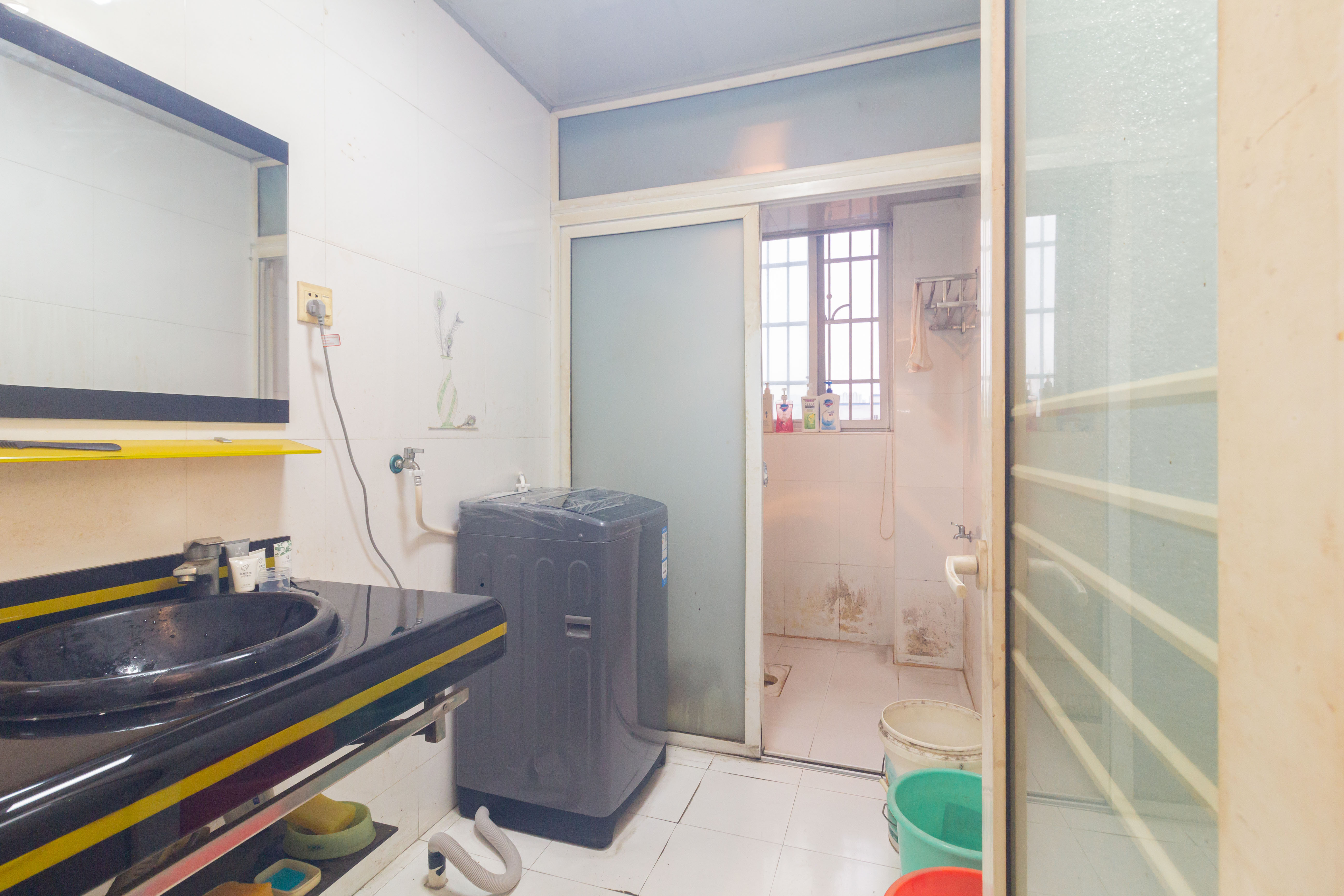 星城国际 3室2厅2卫 63.0万 星城国际 3室2厅2卫 63.0万卫生间