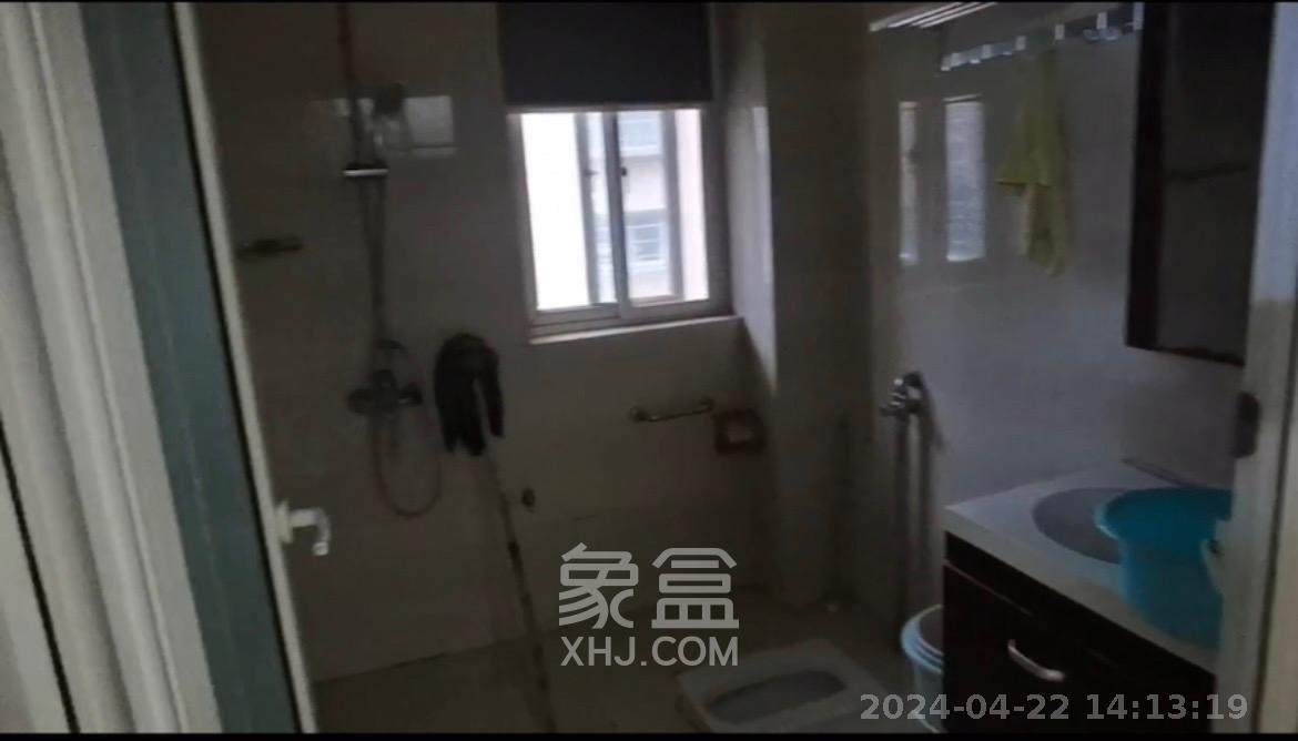 枫林美景  4室2厅1卫   2500.00元/月室内图