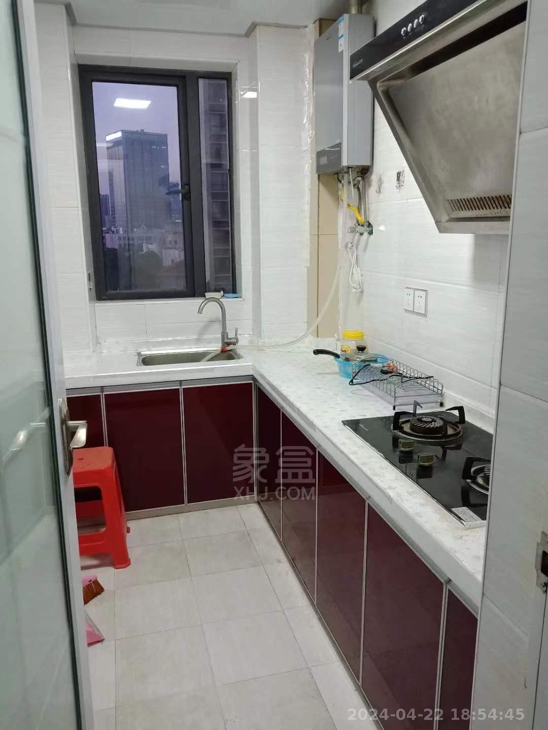 恒瑞雅园 1室1厅1卫 1400.0元/月 恒瑞雅园 1室1厅1卫 1400.0元/月室内图