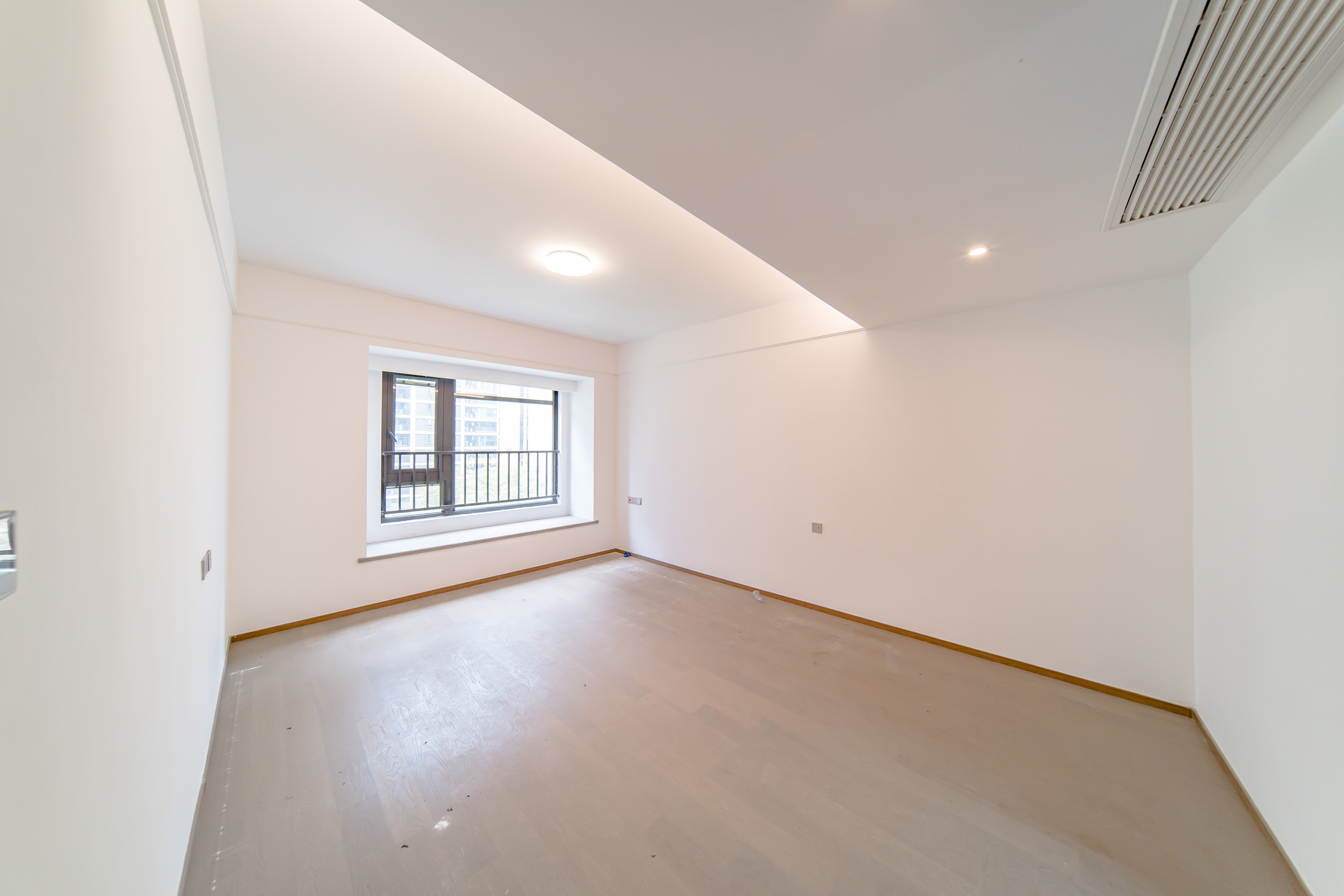 建发电建江山悦 4室2厅2卫 179.8万 建发电建江山悦 4室2厅2卫 179.8万卧室