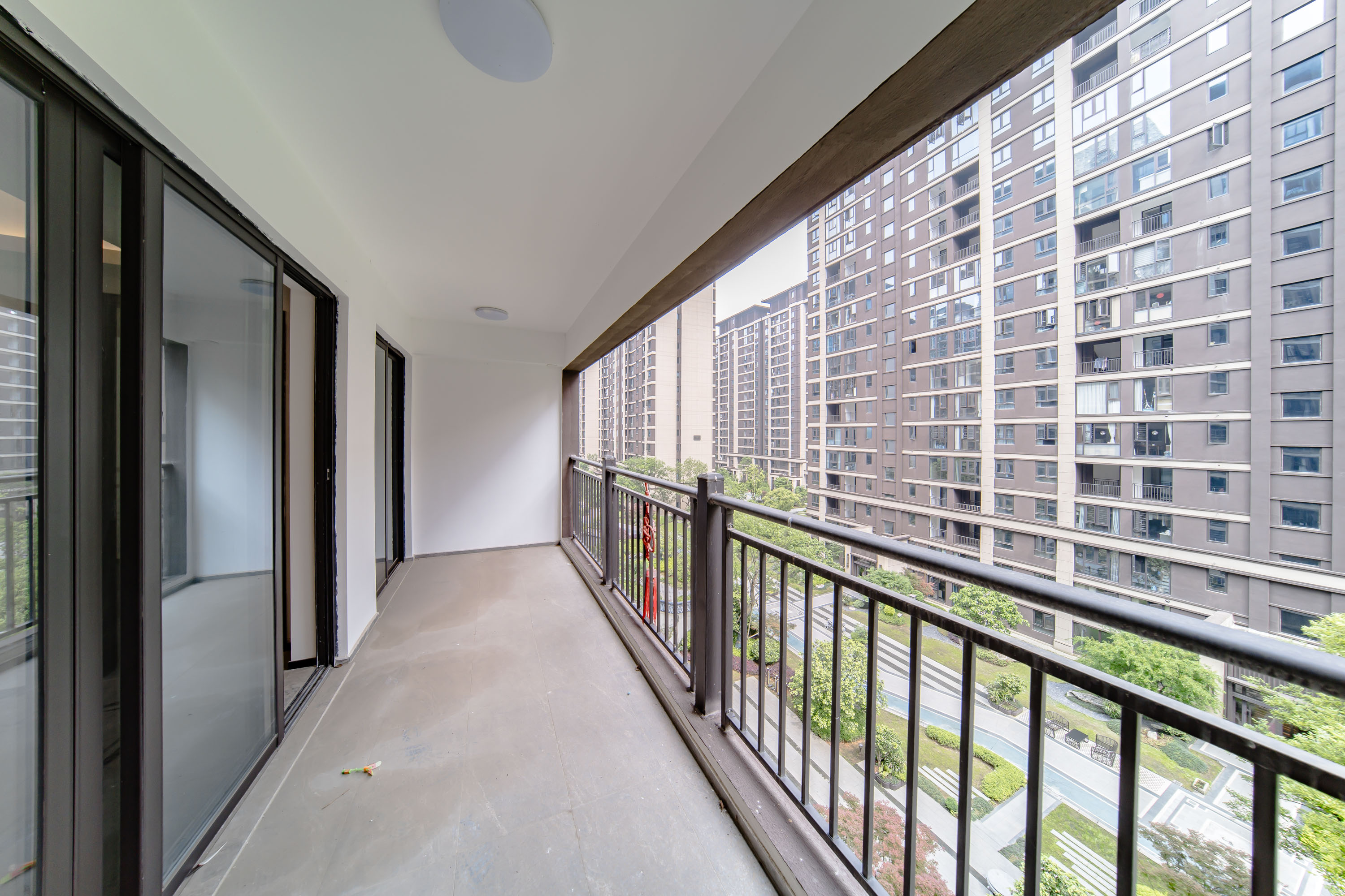 建发电建江山悦 4室2厅2卫 179.8万 建发电建江山悦 4室2厅2卫 179.8万阳台