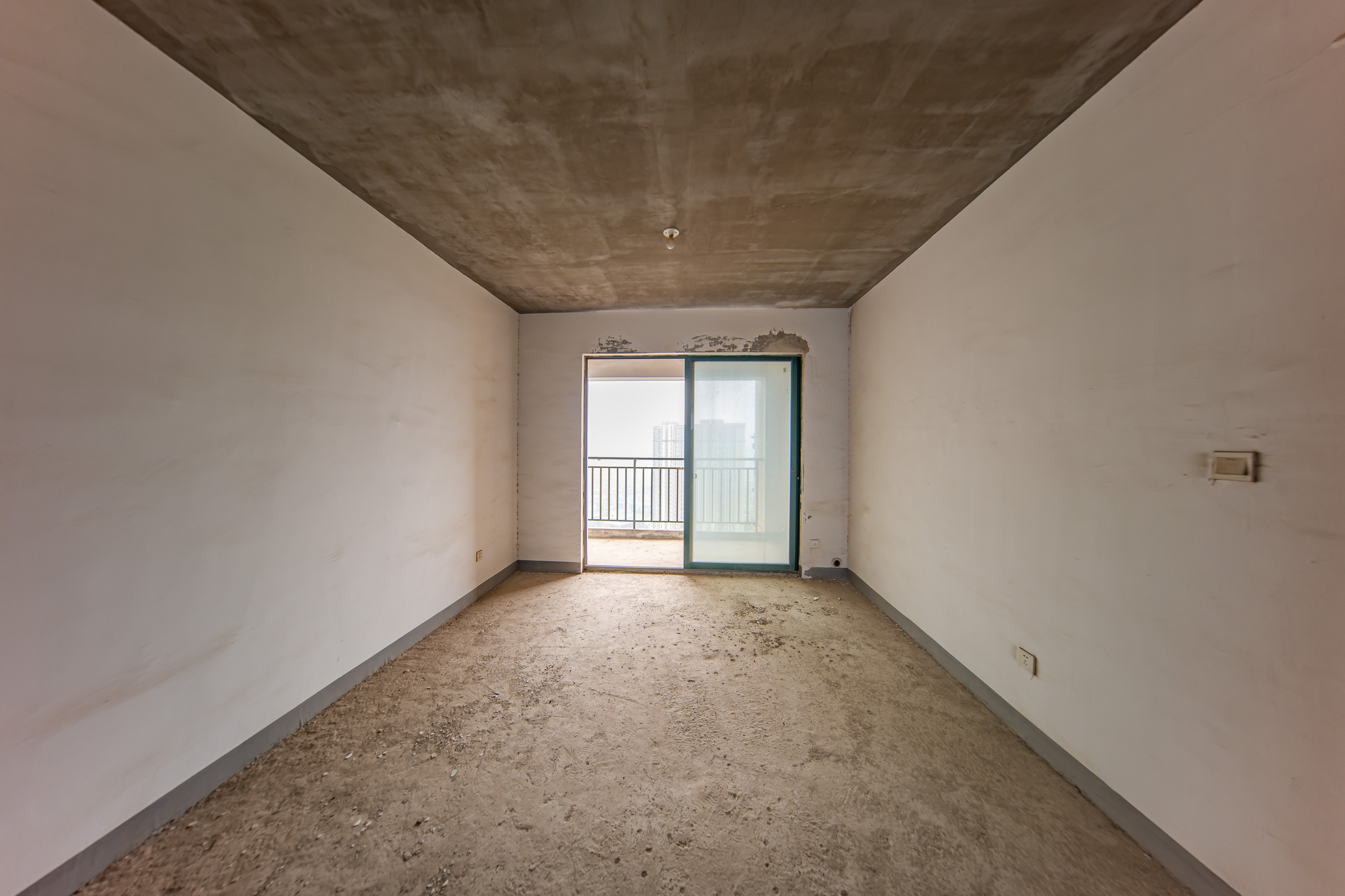 洋湖时代  4室2厅1卫    66.0万 洋湖时代  4室2厅1卫    66.0万客厅