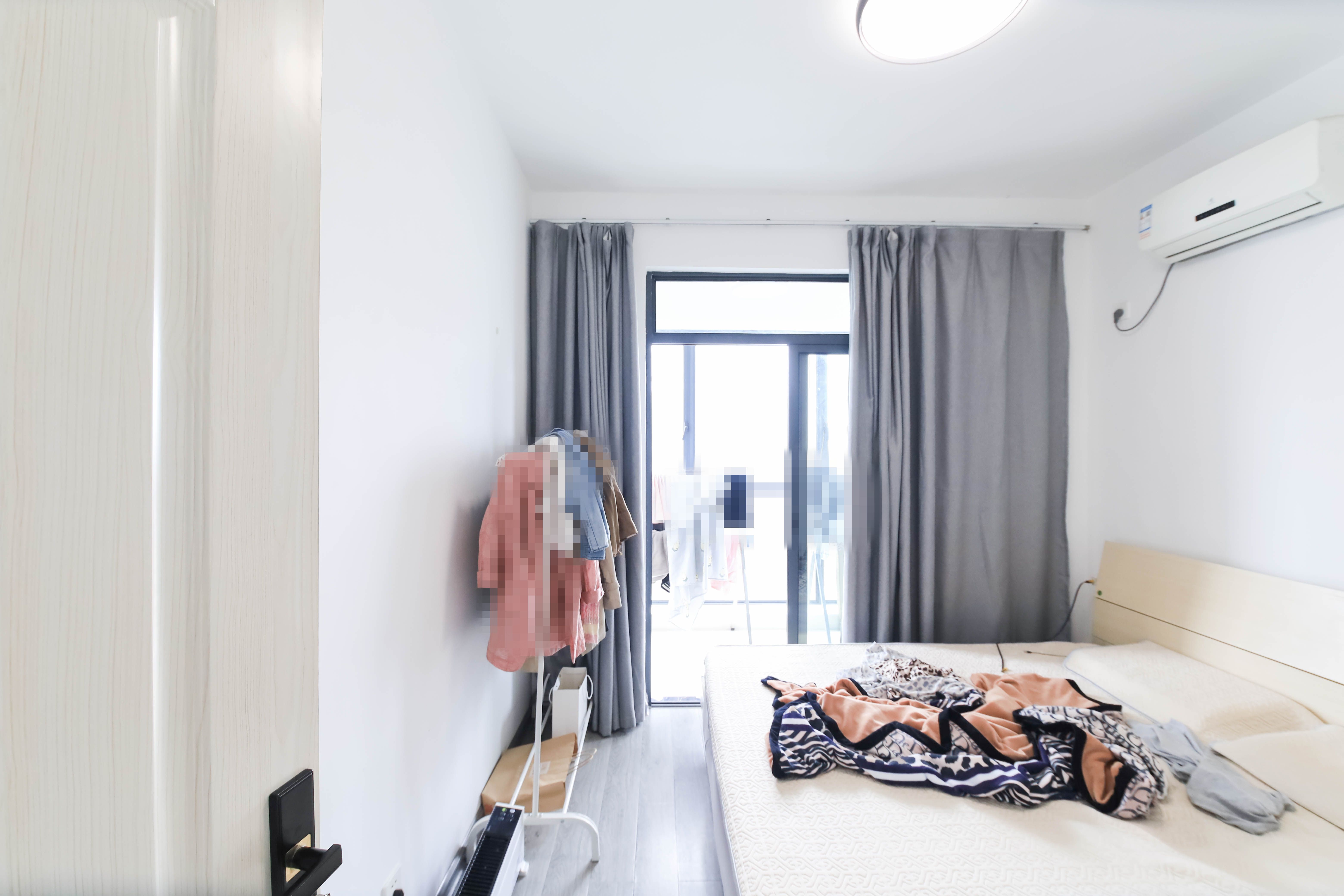 创元时代(成兴景苑) 3室2厅1卫 79.0万 创元时代(成兴景苑) 3室2厅1卫 79.0万卧室