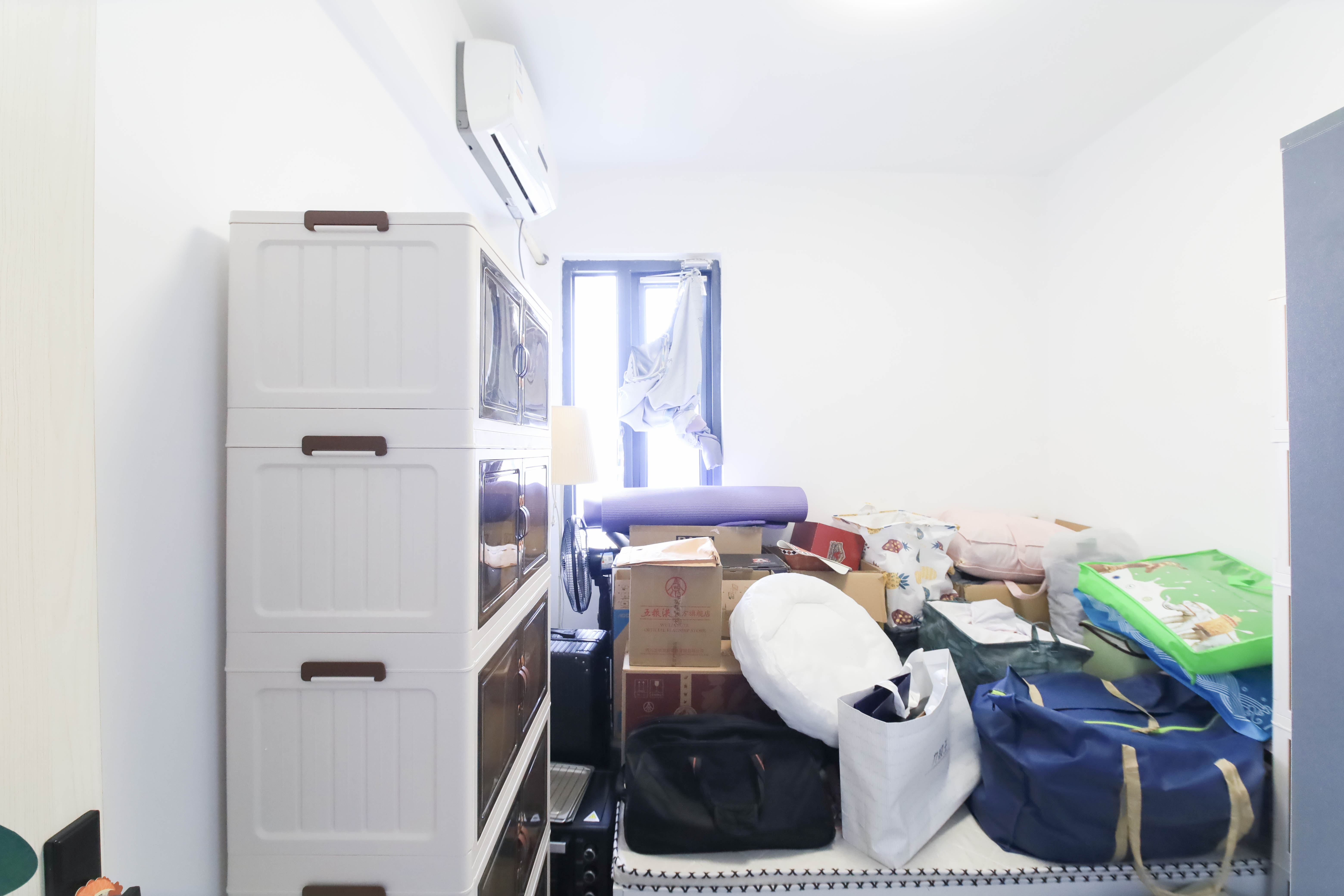 创元时代(成兴景苑) 3室2厅1卫 79.0万 创元时代(成兴景苑) 3室2厅1卫 79.0万卧室