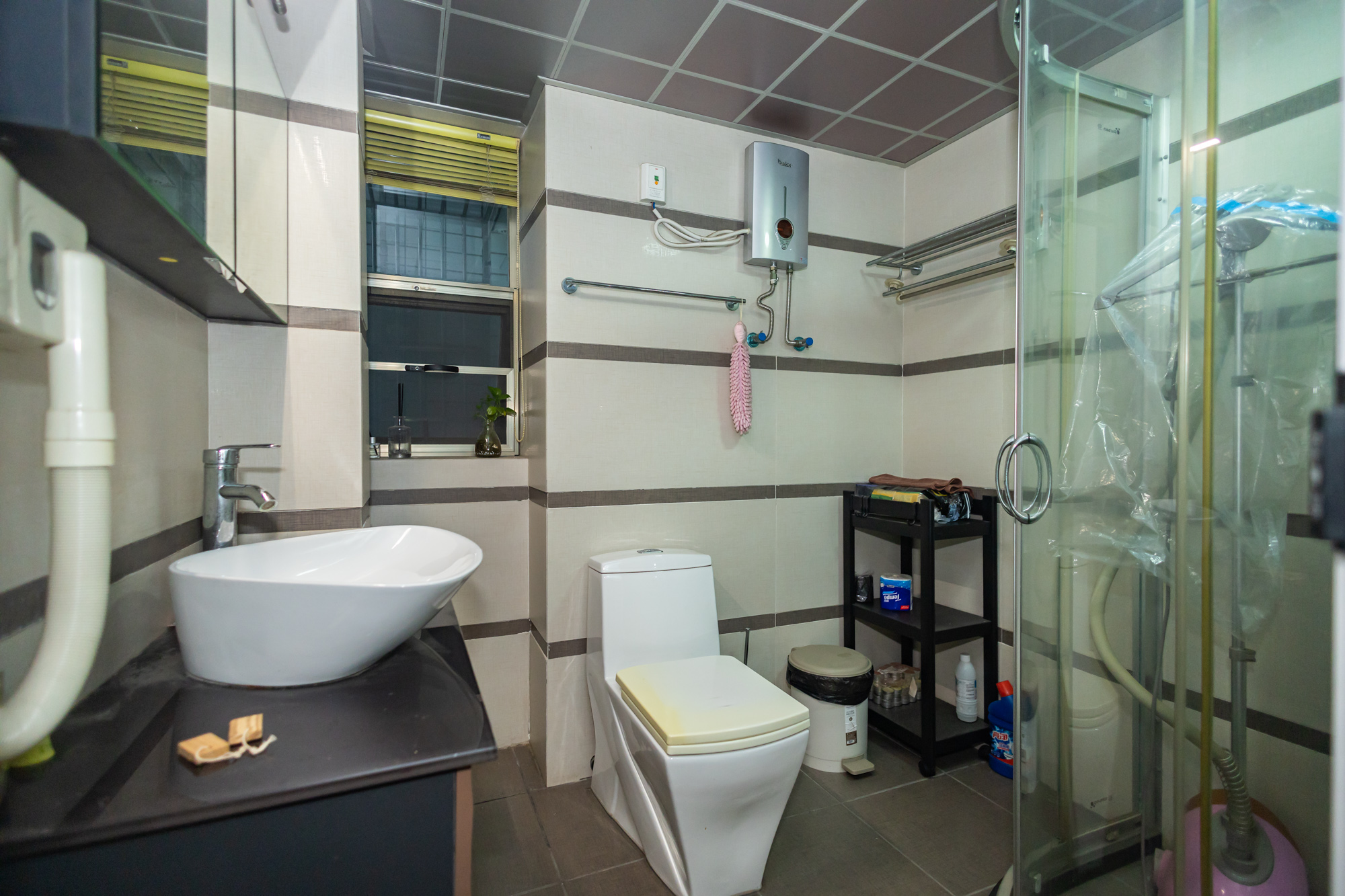 阳光紫薇园  4室2厅3卫    118.0万 阳光紫薇园  4室2厅3卫    118.0万卫生间