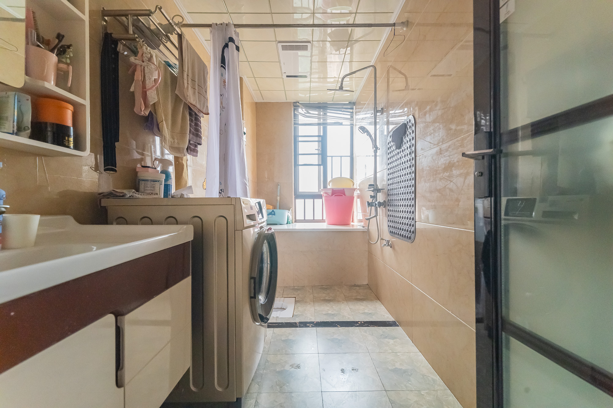 华润凤凰城三期 3室2厅2卫 102.0万 华润凤凰城三期 3室2厅2卫 102.0万卫生间