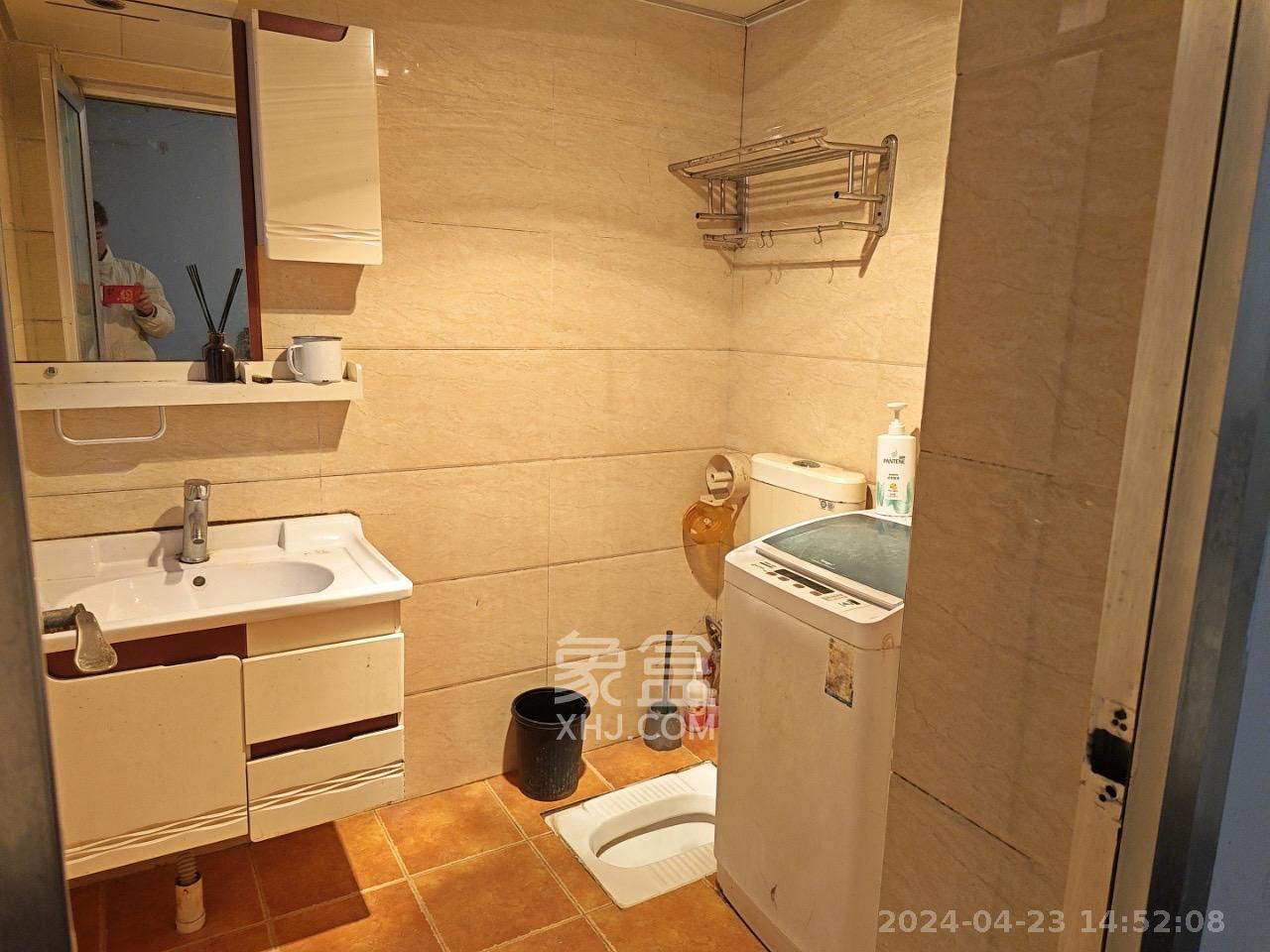 新世界商贸城 3室1厅1卫 980.00元/月 新世界商贸城 3室1厅1卫 980.00元/月室内图