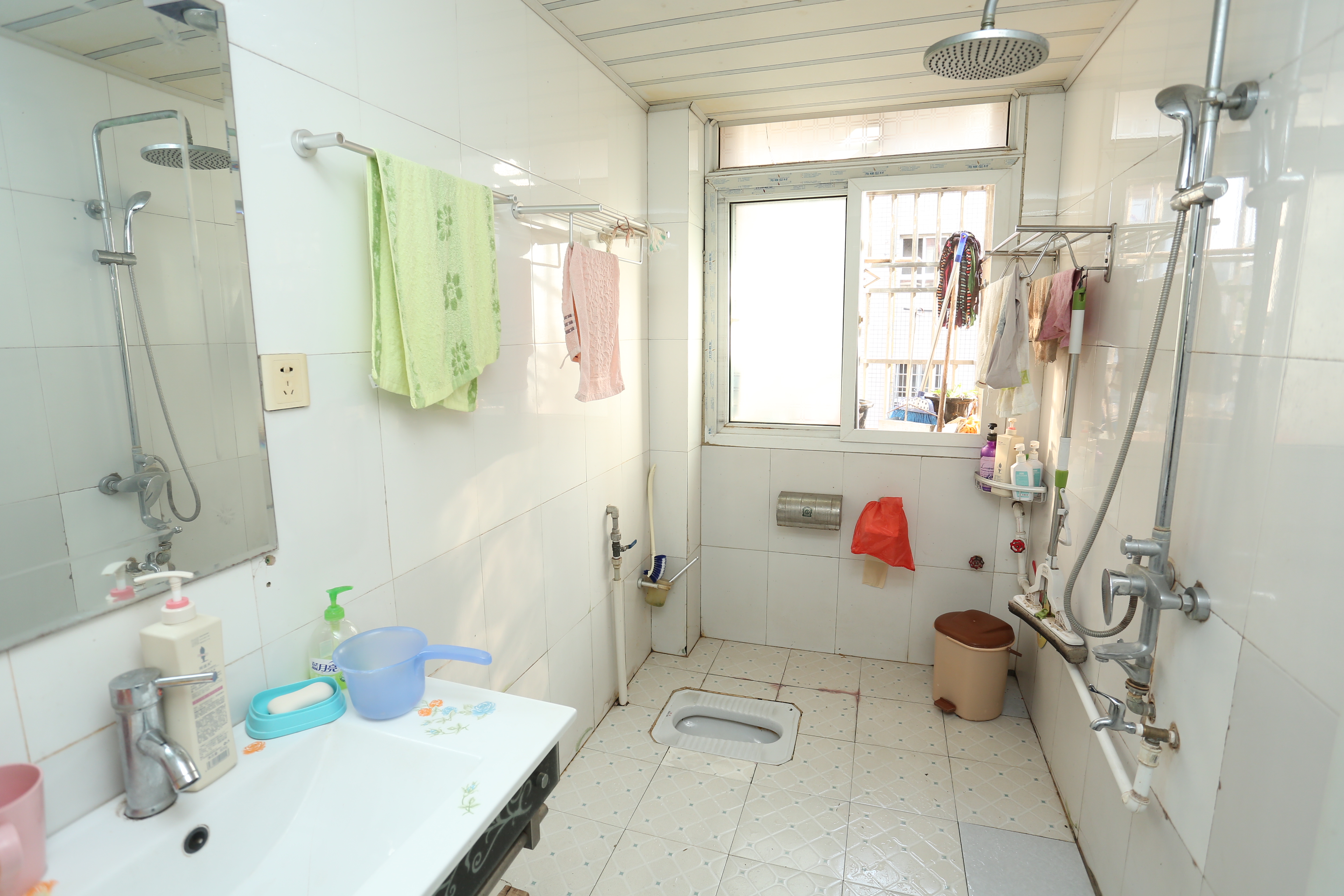 南门家园  3室2厅2卫   52.50万室内图