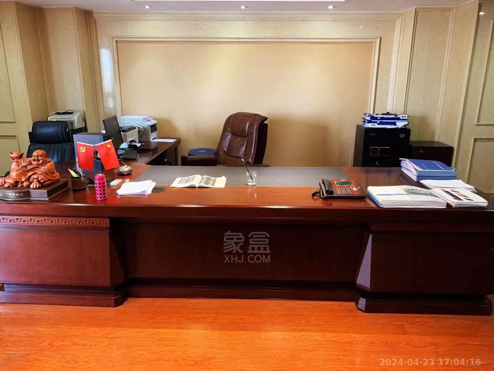 中央商业广场 1室1厅1卫 2500.00元/月 中央商业广场 1室1厅1卫 2500.00元/月室内图