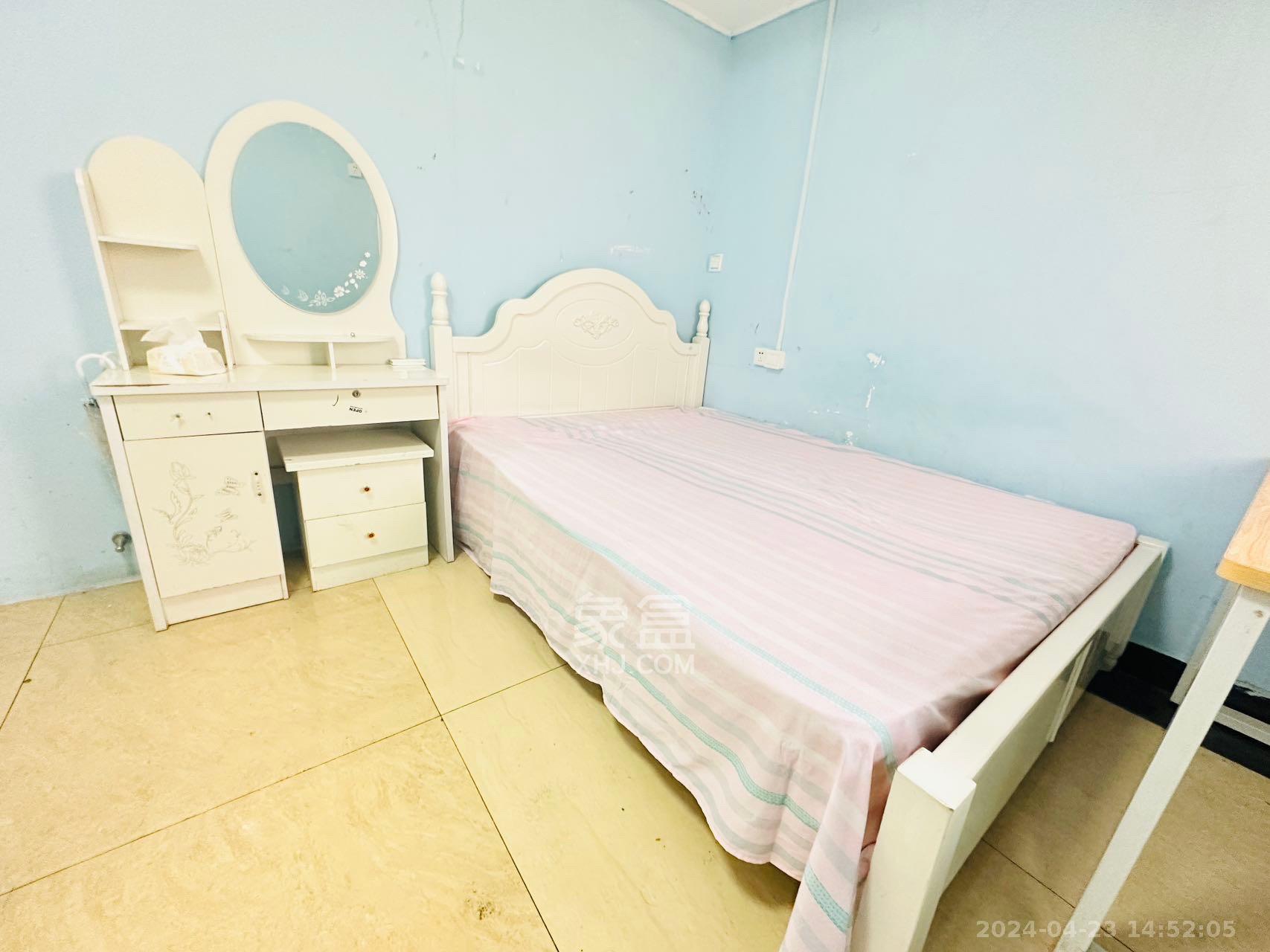 新世界商贸城 3室1厅1卫 980.00元/月 新世界商贸城 3室1厅1卫 980.00元/月室内图