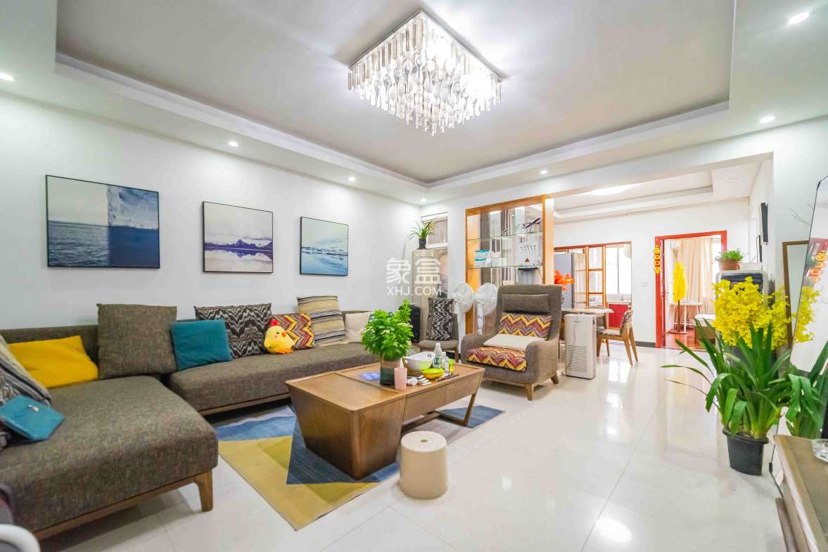 旺盛佳园 2室2厅1卫 54.0万 旺盛佳园 2室2厅1卫 54.0万客厅