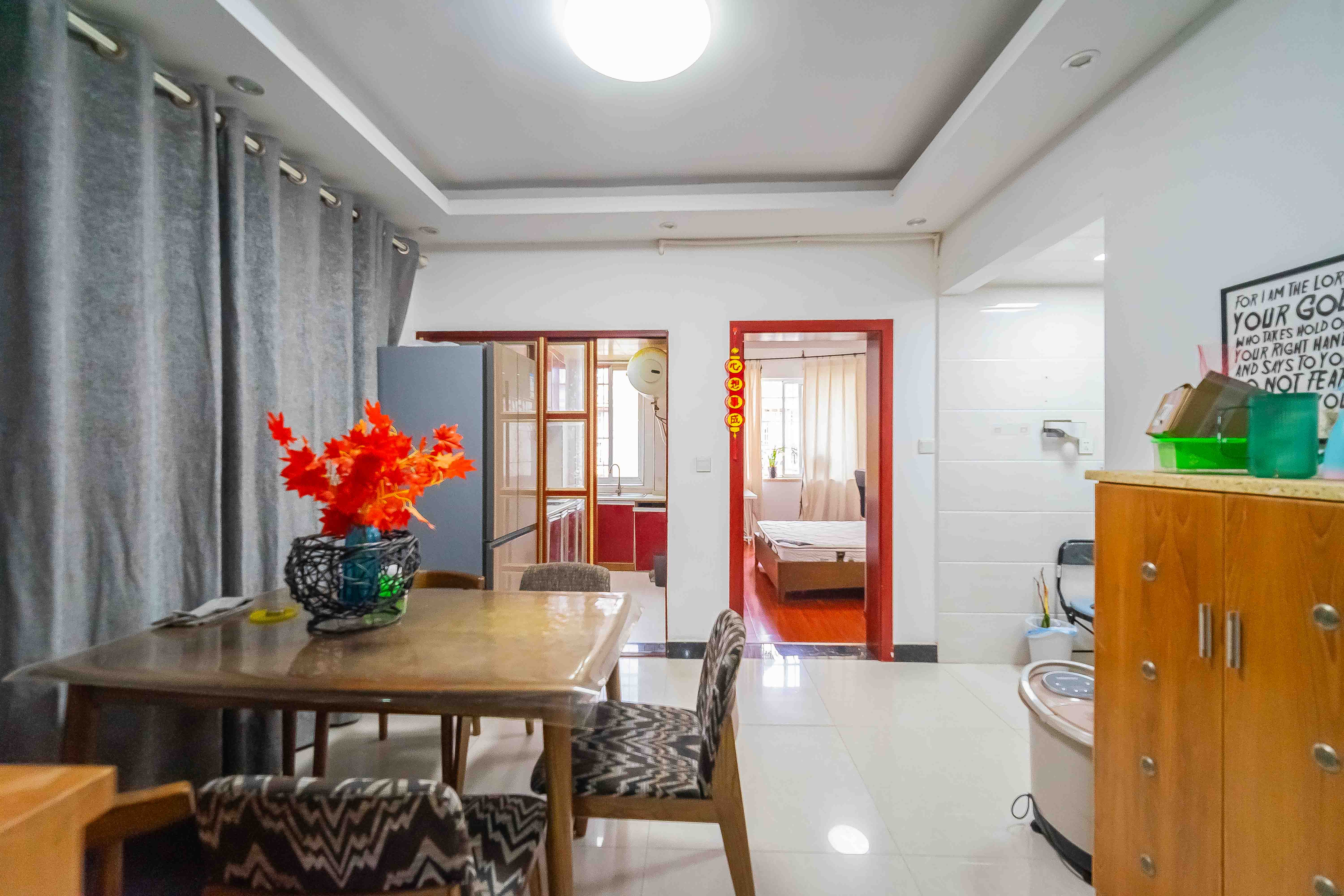 旺盛佳园 2室2厅1卫 54.0万 旺盛佳园 2室2厅1卫 54.0万客厅