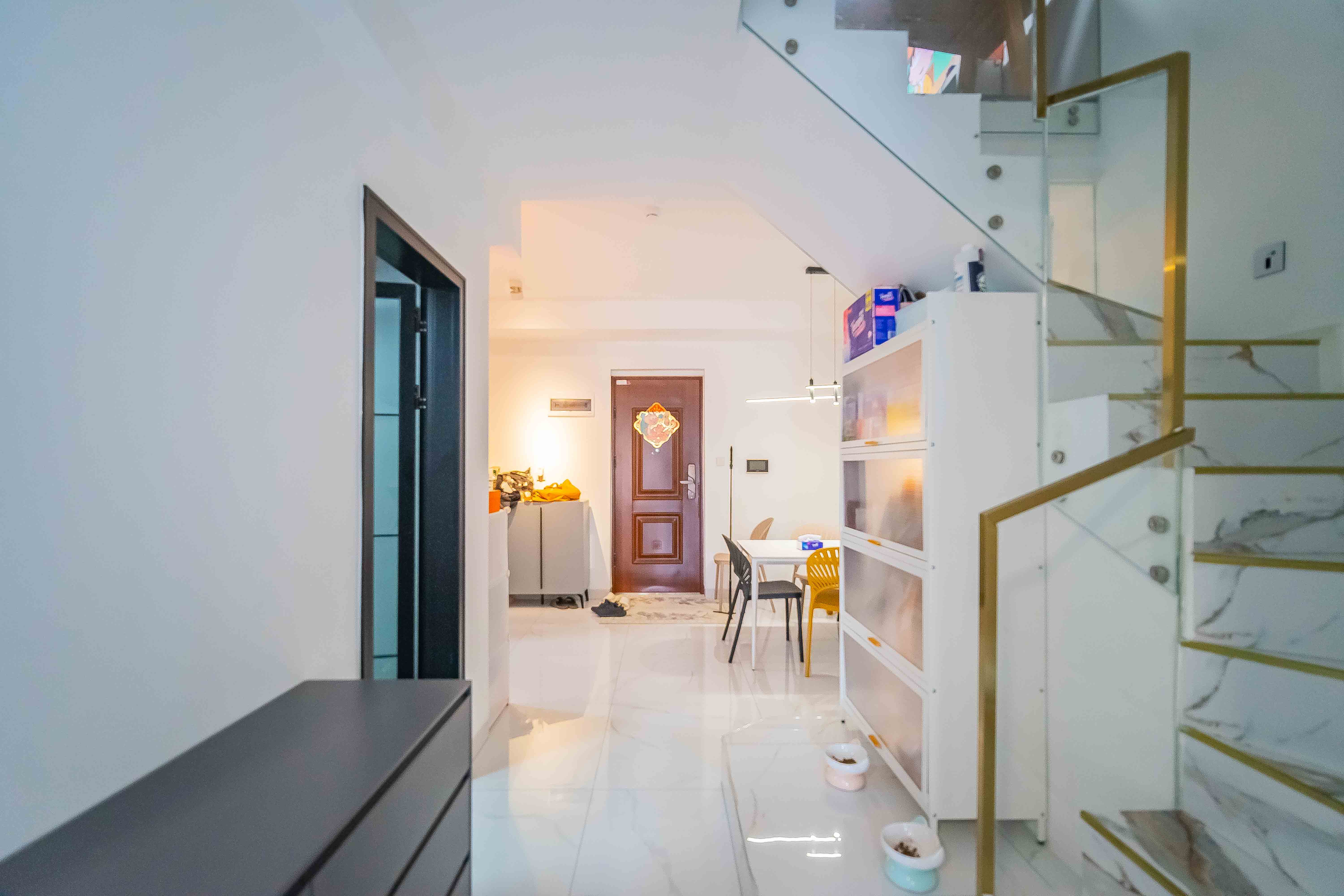 明昇壹城(明昇时代广场)二期 3室2厅2卫 210.0万 明昇壹城(明昇时代广场)二期 3室2厅2卫 210.0万其他