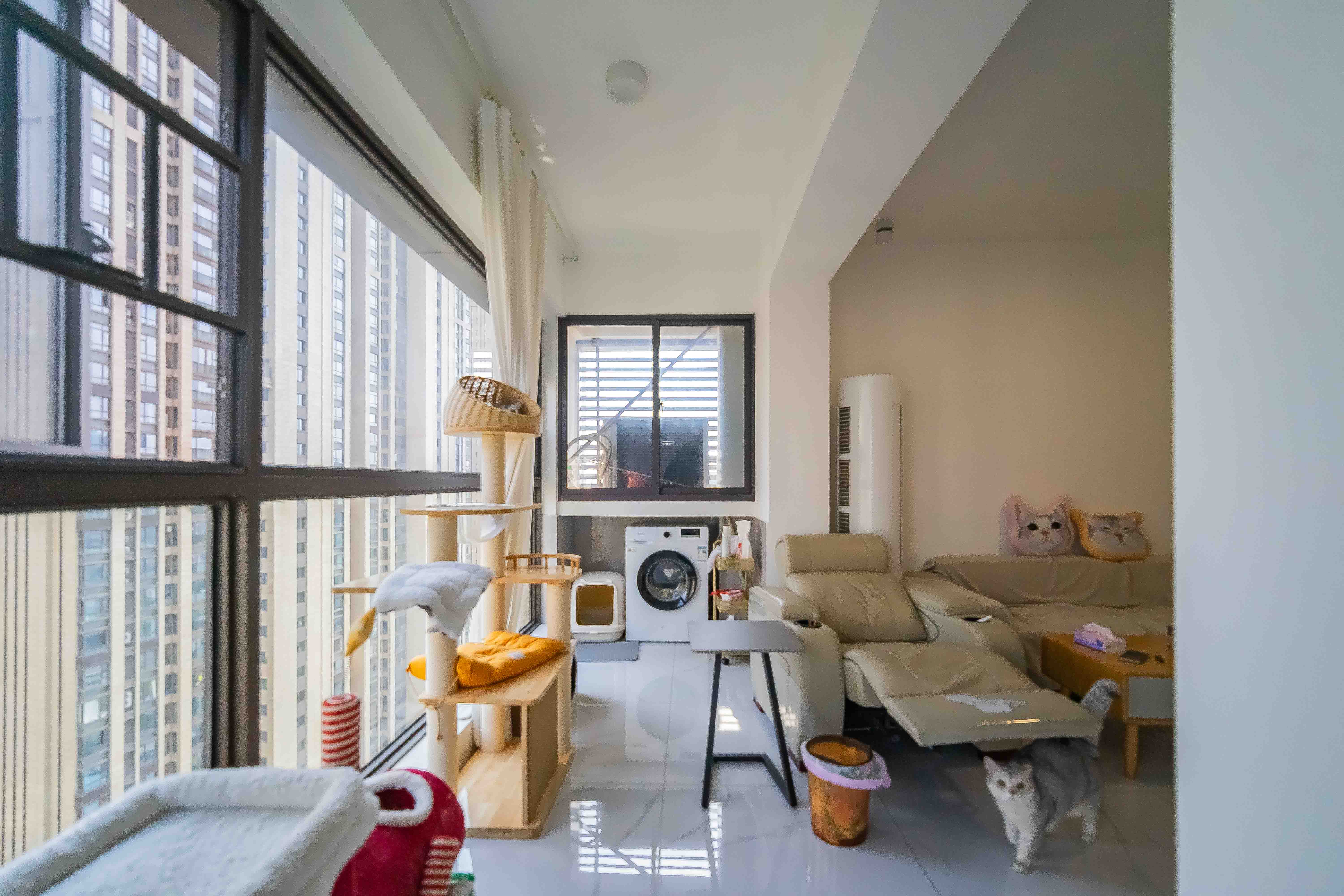 明昇壹城(明昇时代广场)二期 3室2厅2卫 210.0万 明昇壹城(明昇时代广场)二期 3室2厅2卫 210.0万阳台