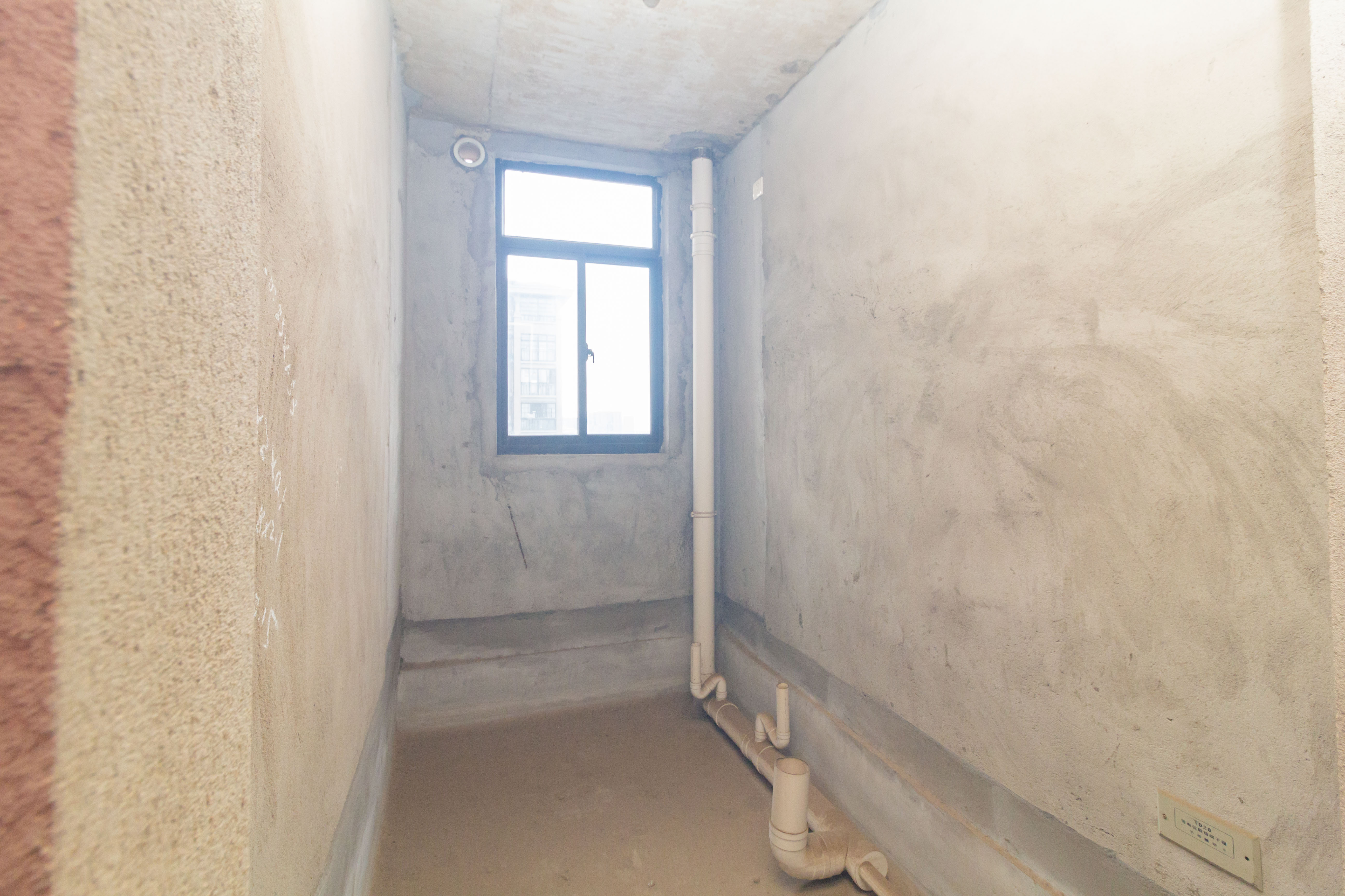 康桥长郡 4室2厅2卫 76.8万 康桥长郡 4室2厅2卫 76.8万卫生间