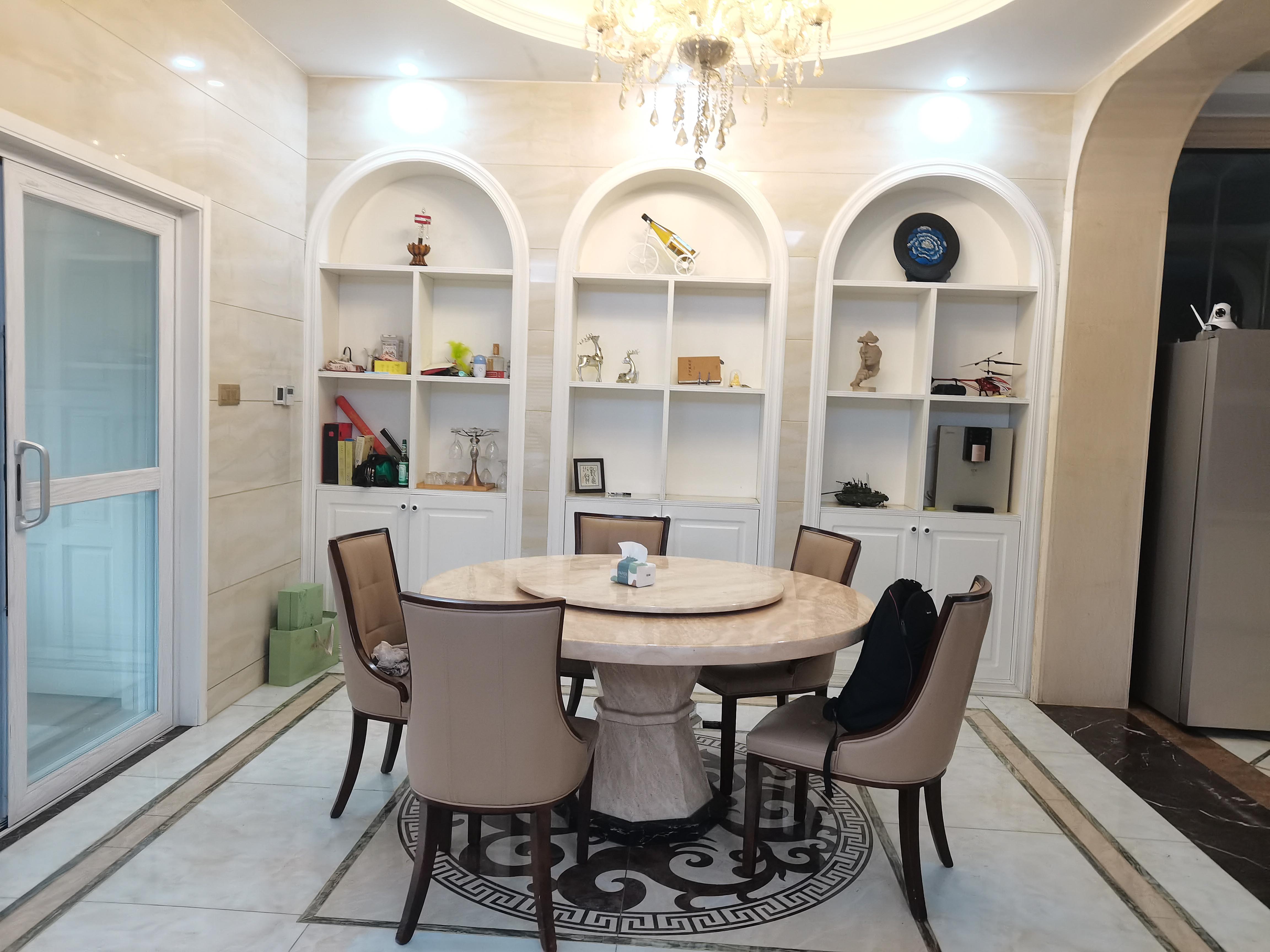 碧桂园山湖城 5室2厅3卫 368.80万 碧桂园山湖城 5室2厅3卫 368.80万其他