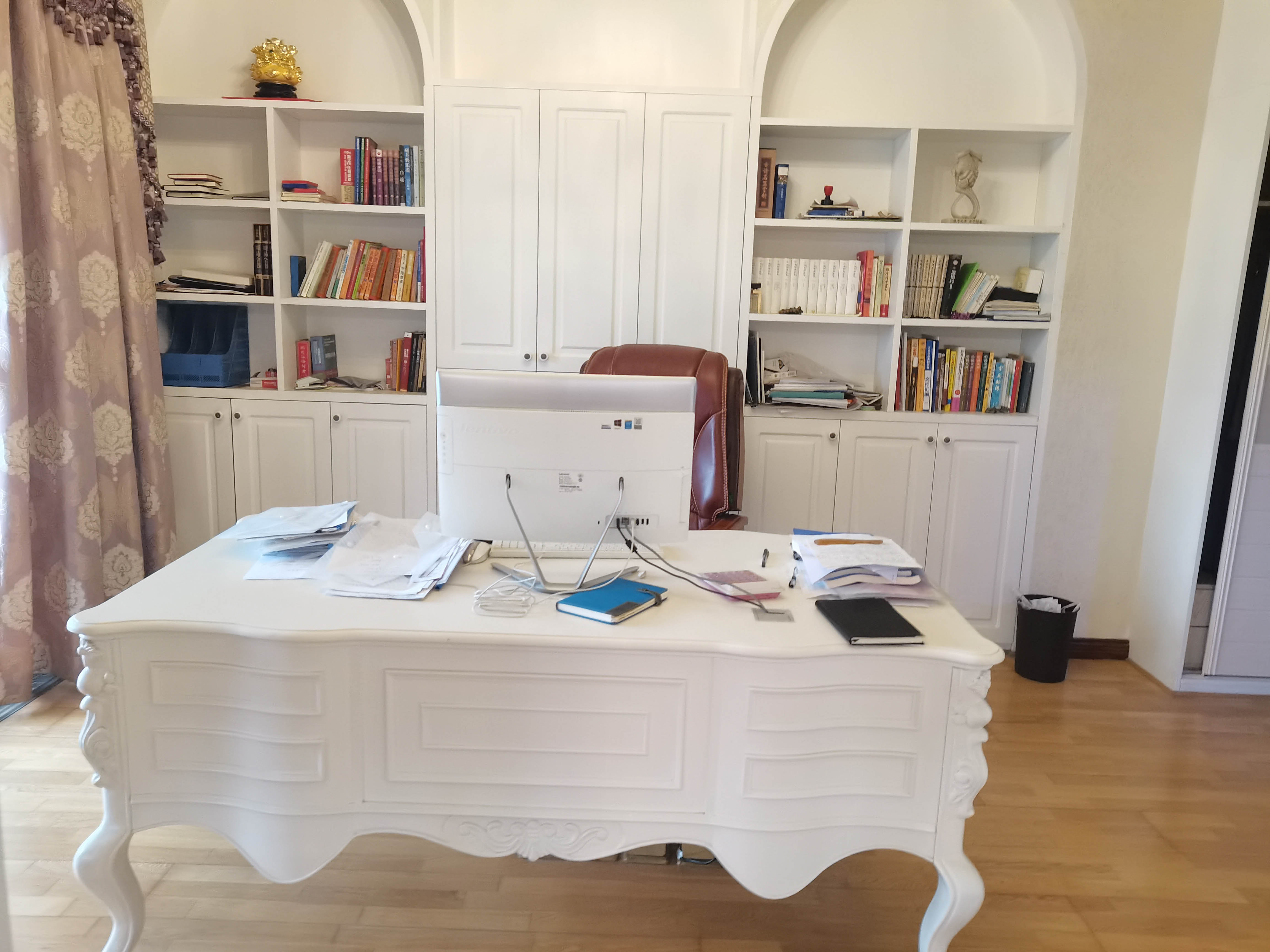 碧桂园山湖城 5室2厅3卫 368.80万 碧桂园山湖城 5室2厅3卫 368.80万卧室