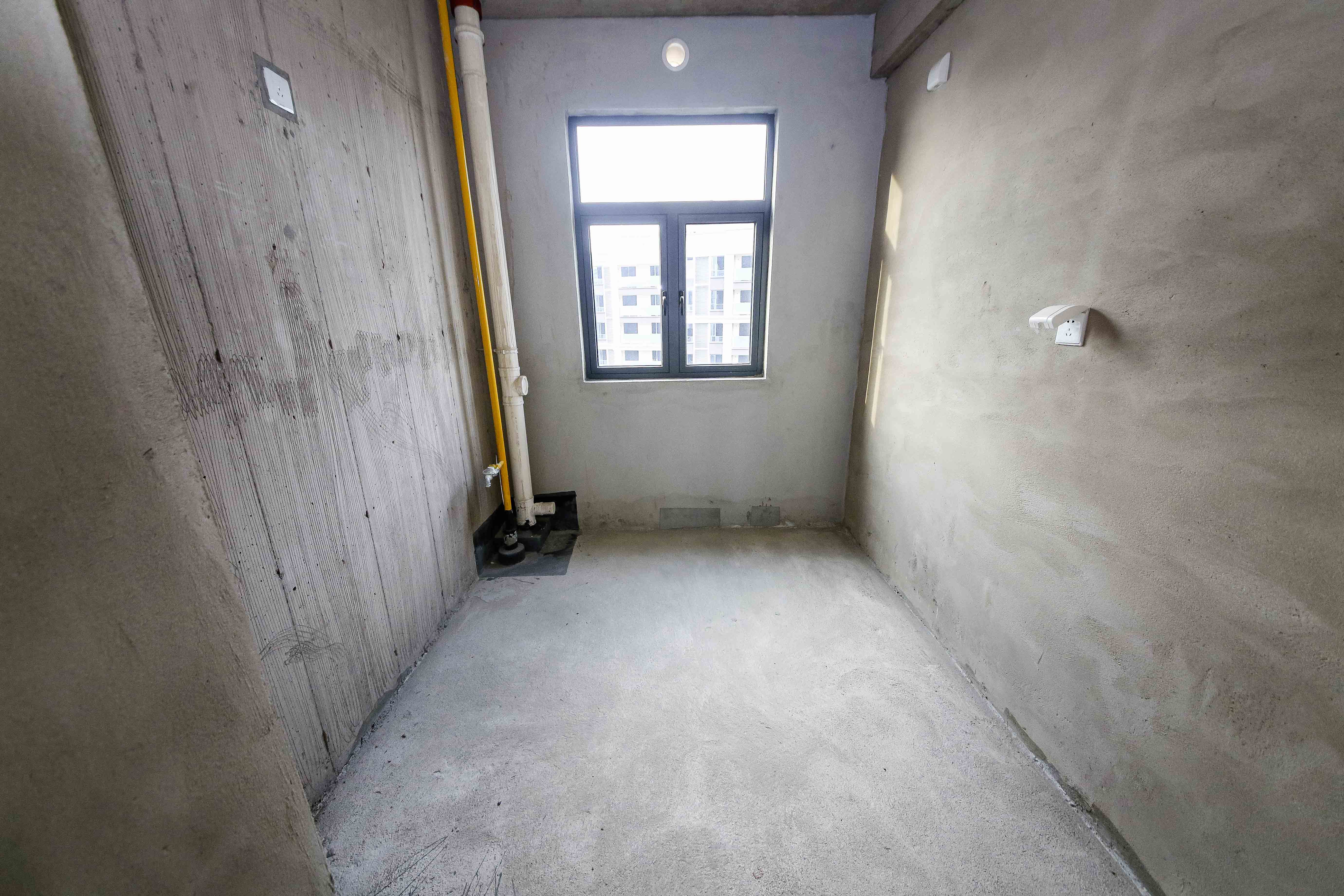 中建钰和城  3室2厅2卫   152.00万厨房