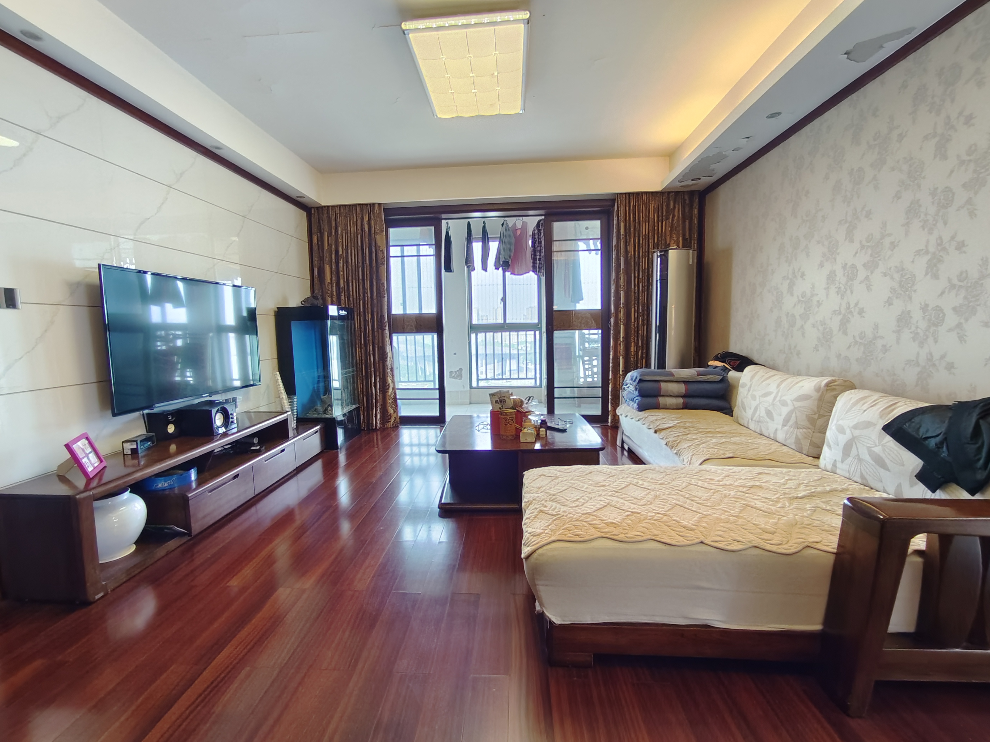 尚格名城西山林雨 3室2厅1卫 67.0万 尚格名城西山林雨 3室2厅1卫 67.0万室内图