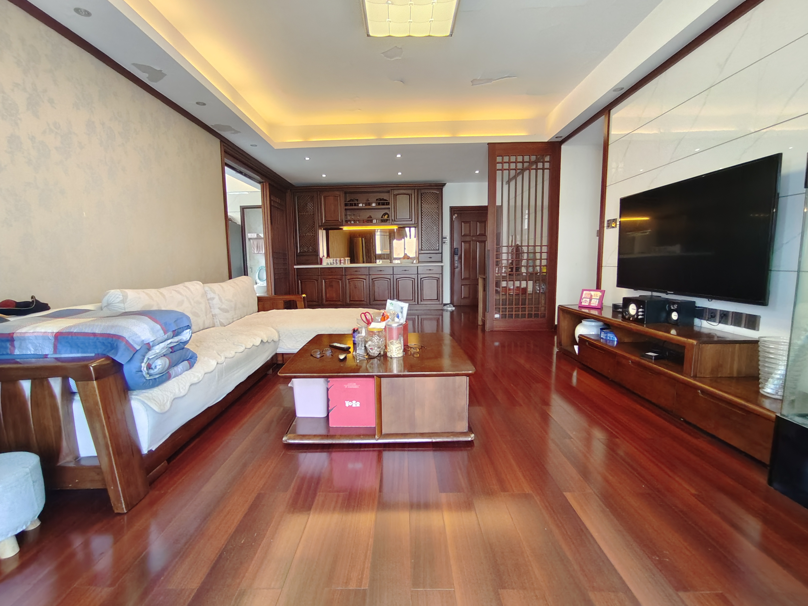 尚格名城西山林雨 3室2厅1卫 67.0万 尚格名城西山林雨 3室2厅1卫 67.0万室内图