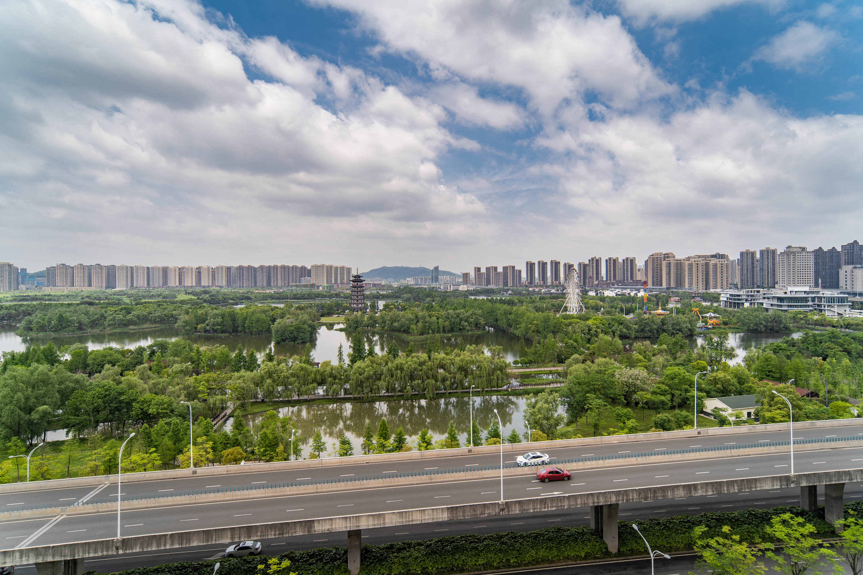 卓越洋湖晴翠  4室2廳2衛(wèi)    299.0萬(wàn)其他