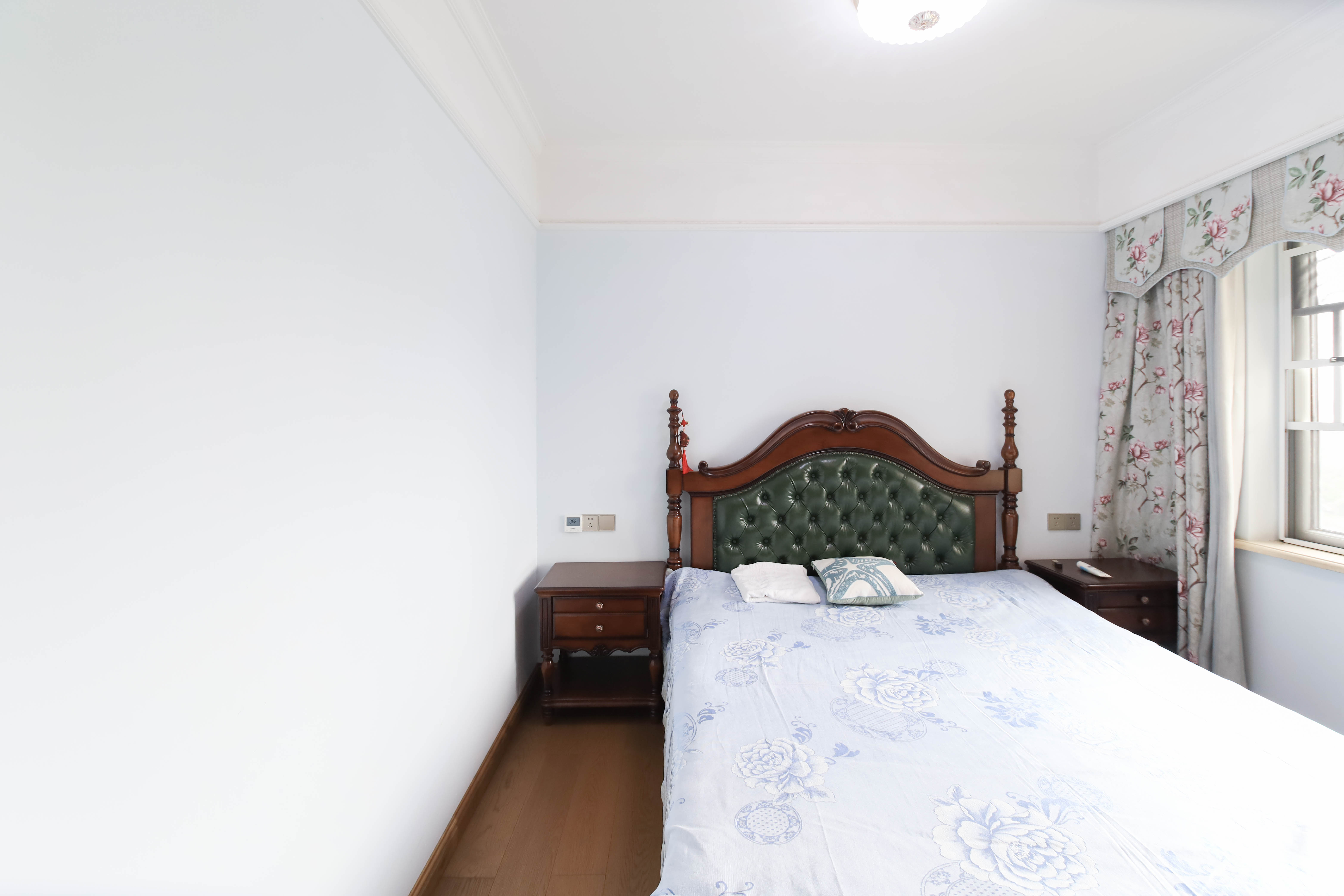 五矿万境水岸二期(五矿万境水岸和苑)  4室2厅2卫    268.0万 五矿万境水岸二期(五矿万境水岸和苑)  4室2厅2卫    268.0万卧室