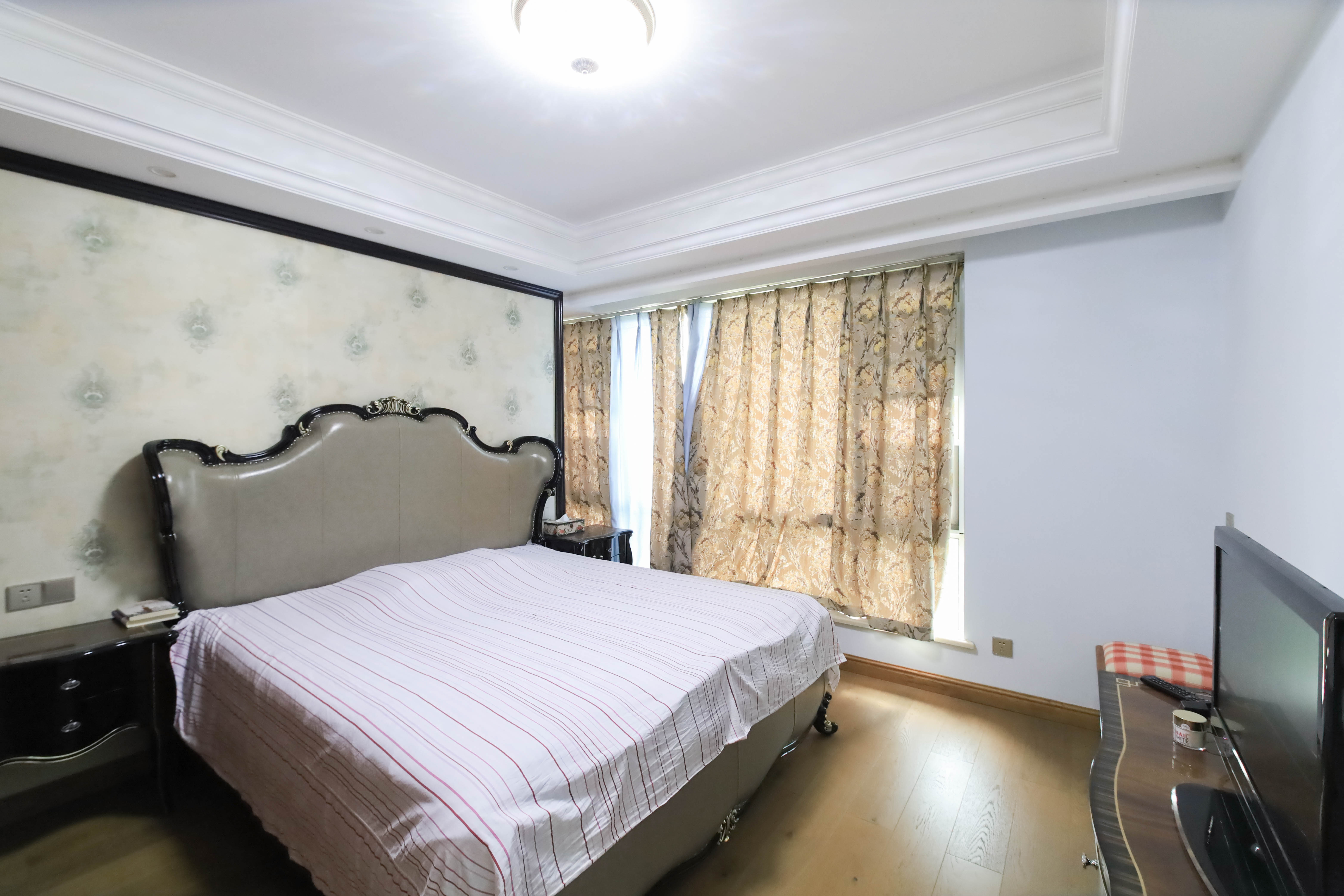 五矿万境水岸二期(五矿万境水岸和苑)  4室2厅2卫    268.0万 五矿万境水岸二期(五矿万境水岸和苑)  4室2厅2卫    268.0万卧室