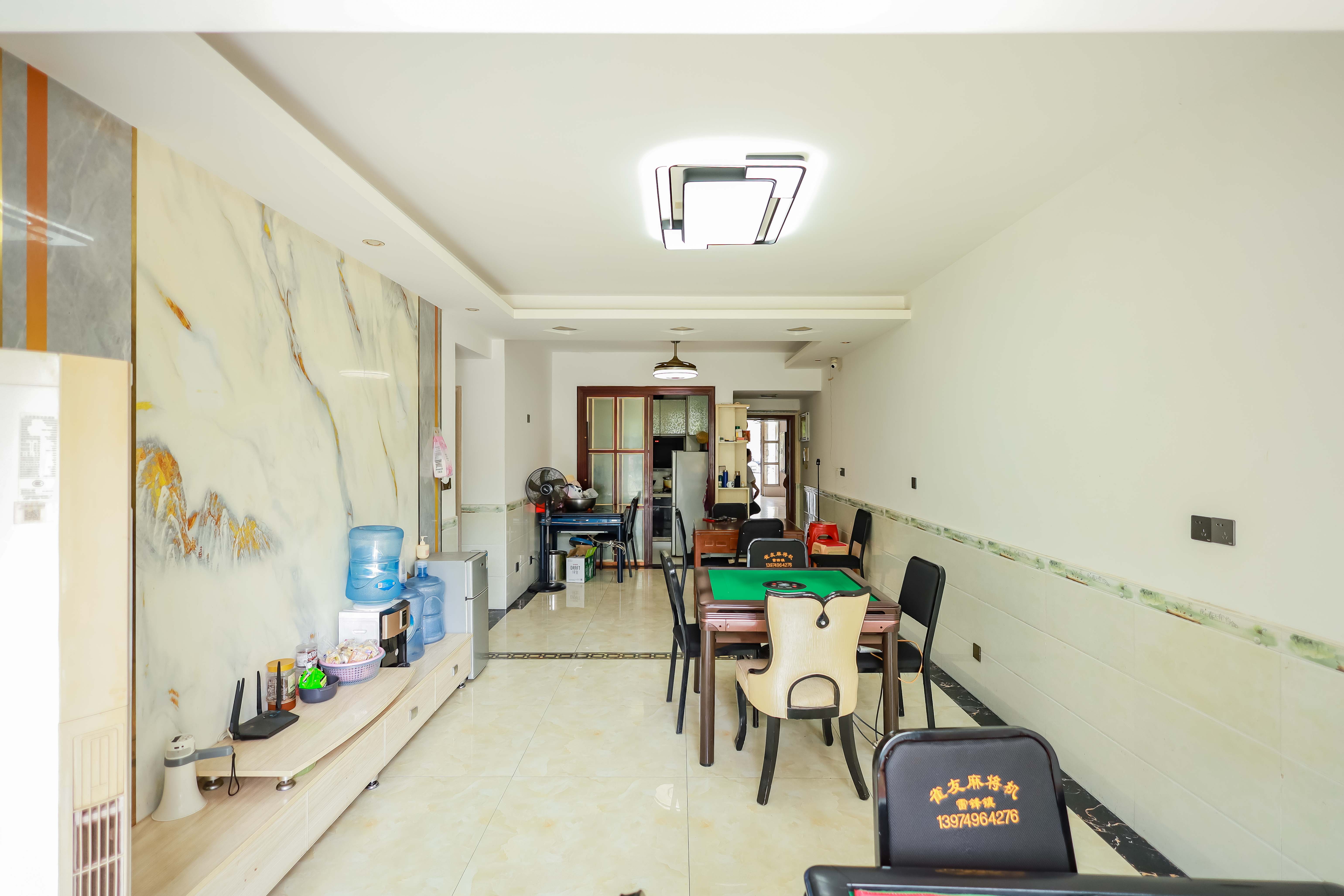 华龙家园（和泰家园）  2室2厅1卫    59.8万客厅