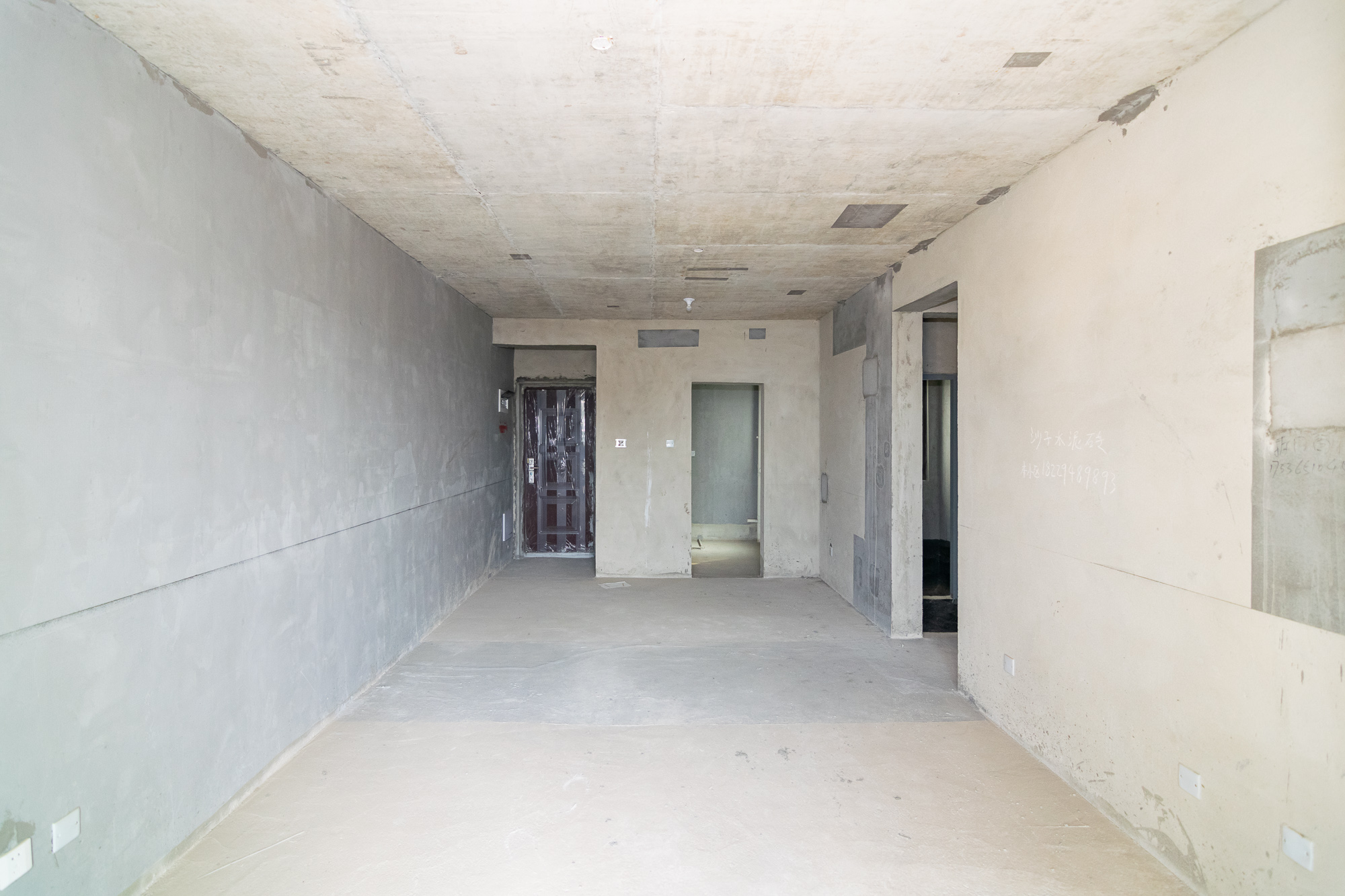 绿地香树花城 3室2厅1卫 56.0万 绿地香树花城 3室2厅1卫 56.0万客厅