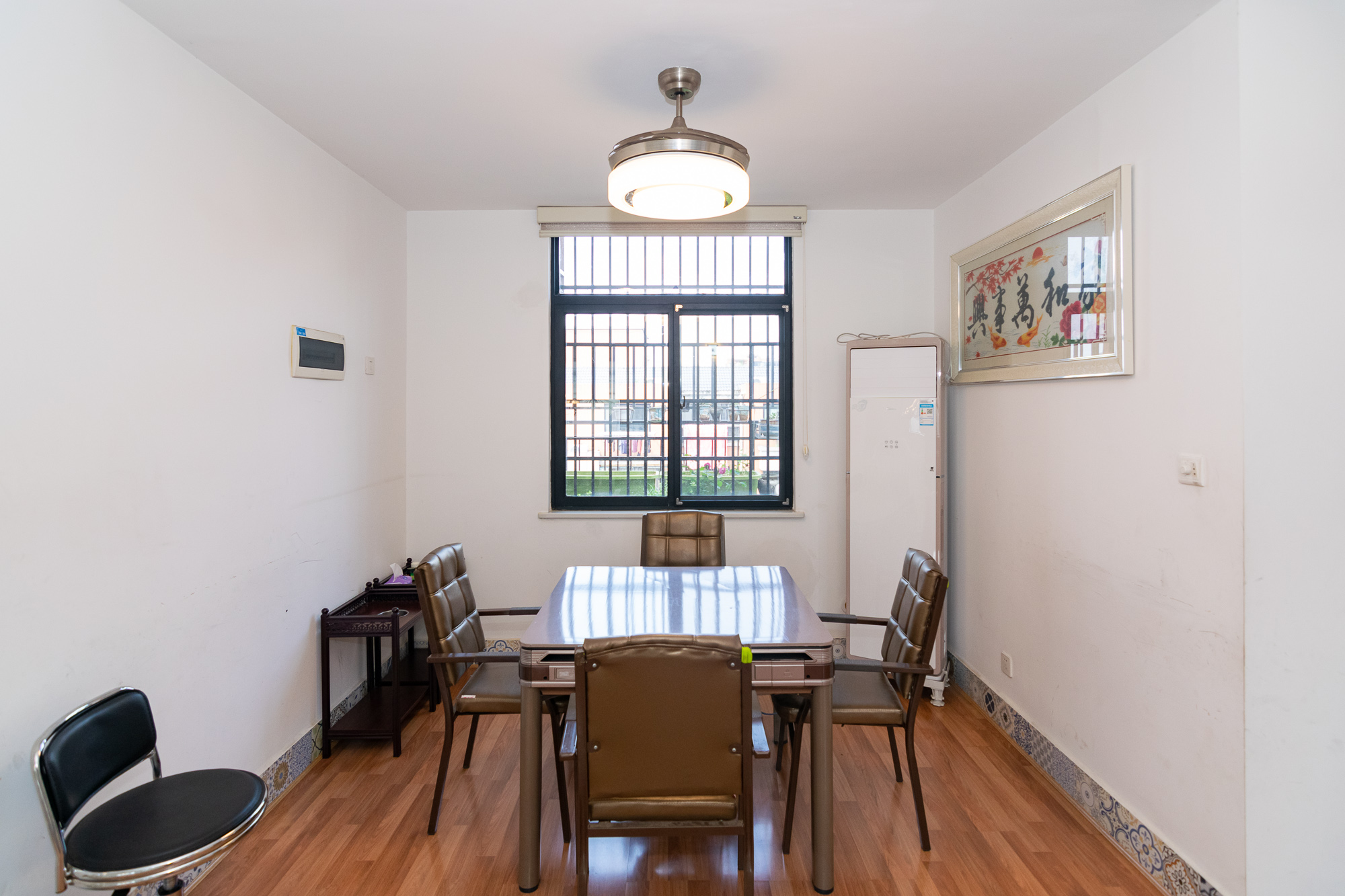 丽景华庭  4室2厅2卫    125.67万 丽景华庭  4室2厅2卫    125.67万其他