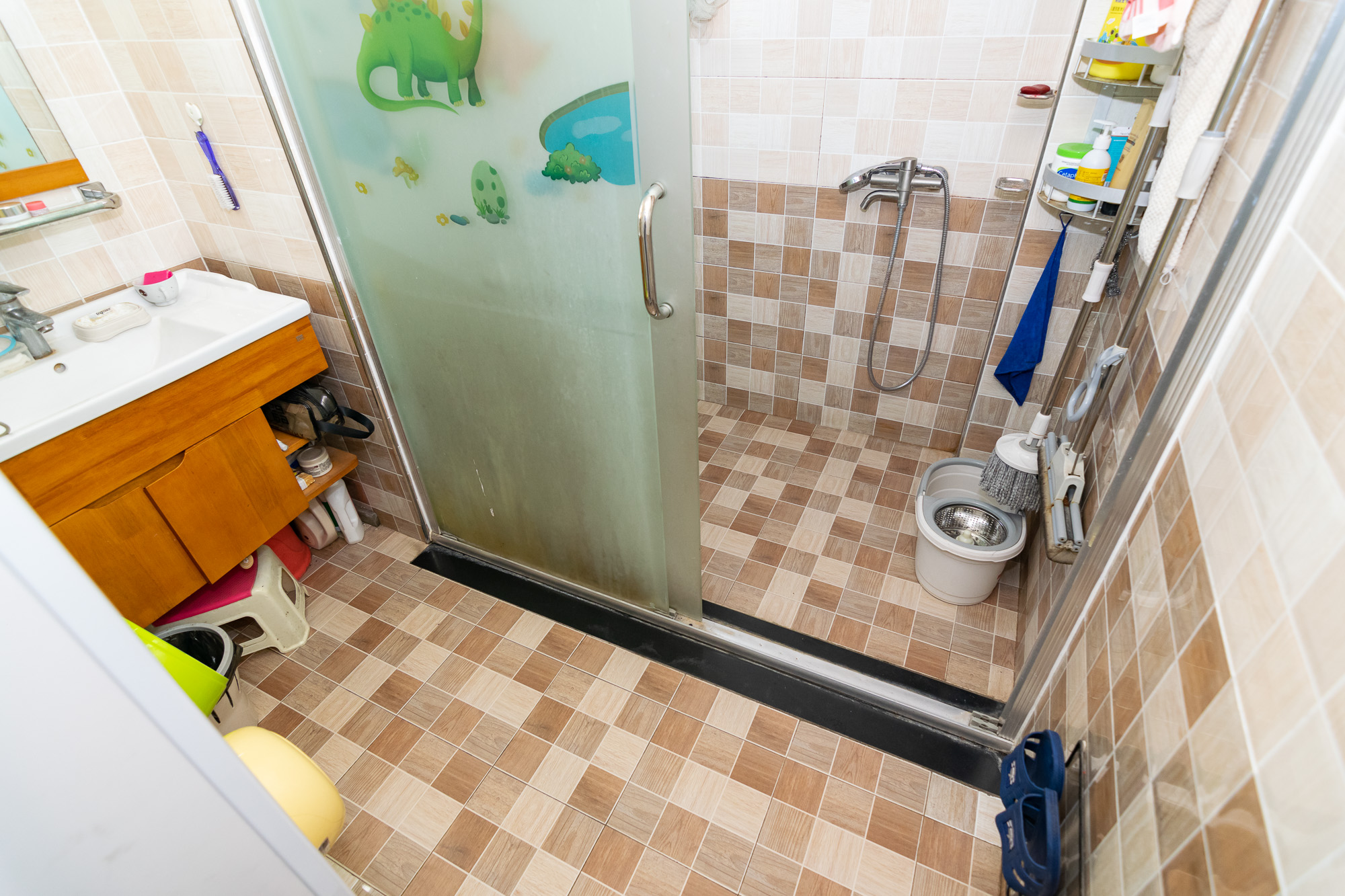 丽景华庭  4室2厅2卫    125.67万 丽景华庭  4室2厅2卫    125.67万卫生间