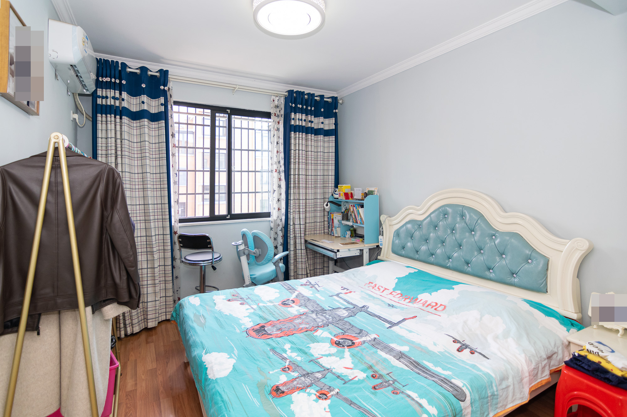 丽景华庭  4室2厅2卫    125.67万 丽景华庭  4室2厅2卫    125.67万卧室