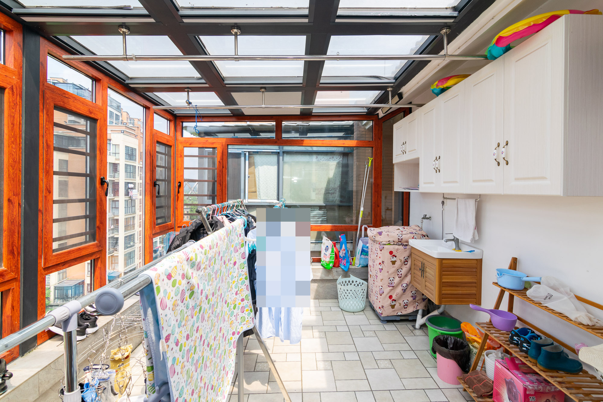 丽景华庭  4室2厅2卫    125.67万 丽景华庭  4室2厅2卫    125.67万阳台