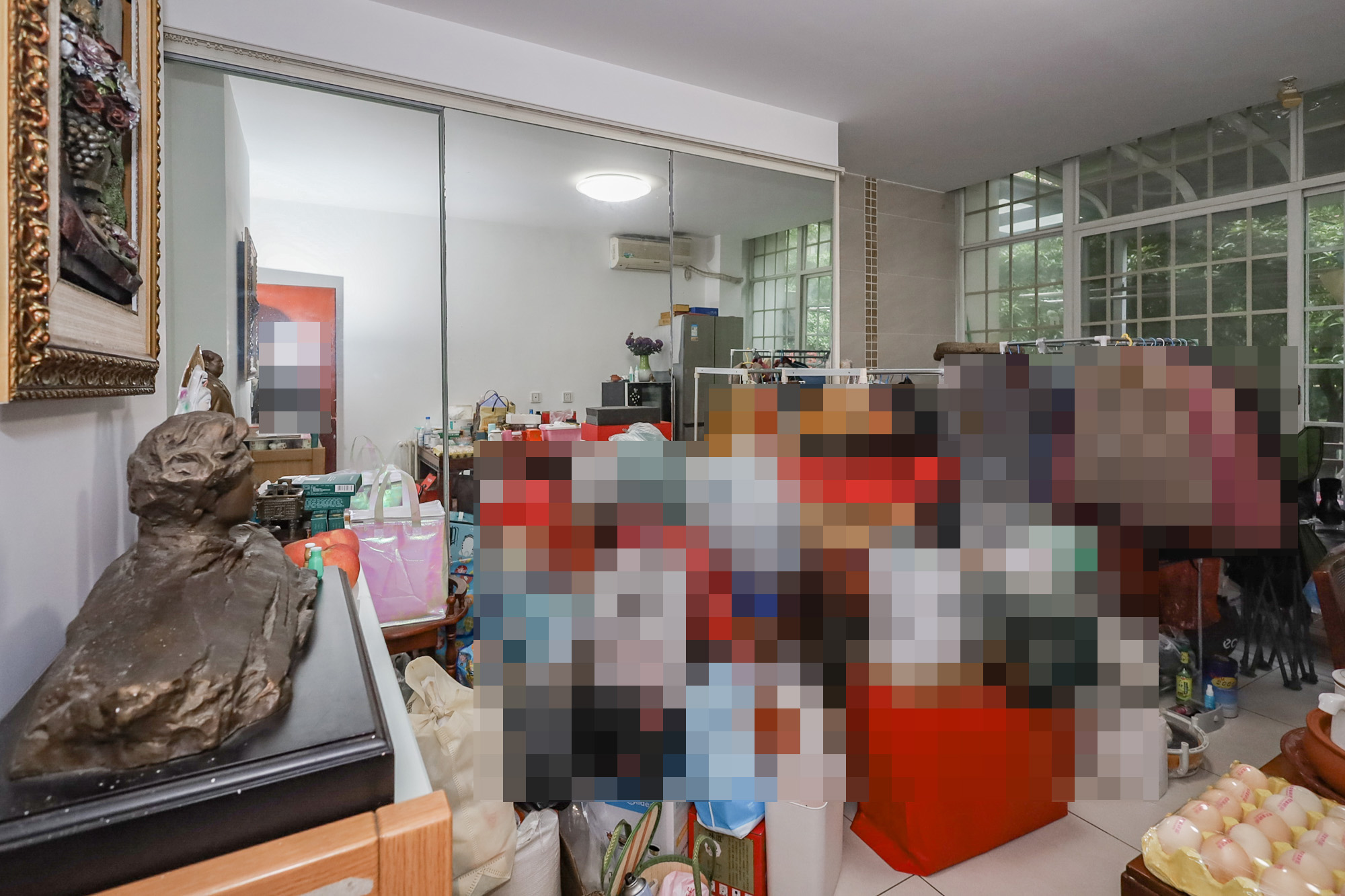 八方小区D区  5室2厅3卫   988.00万其他