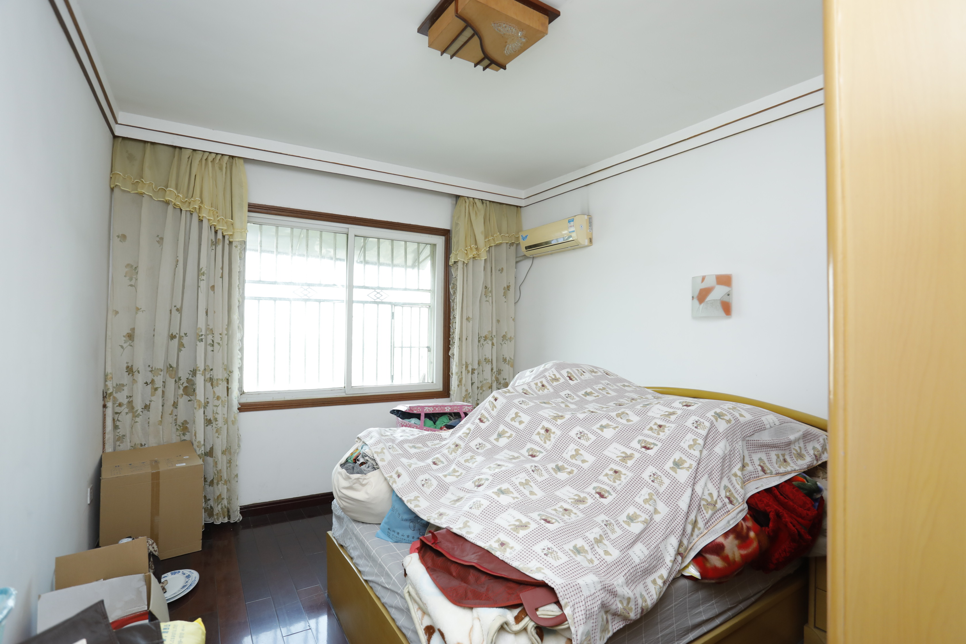 方正花园  4室2厅2卫   52.80万室内图