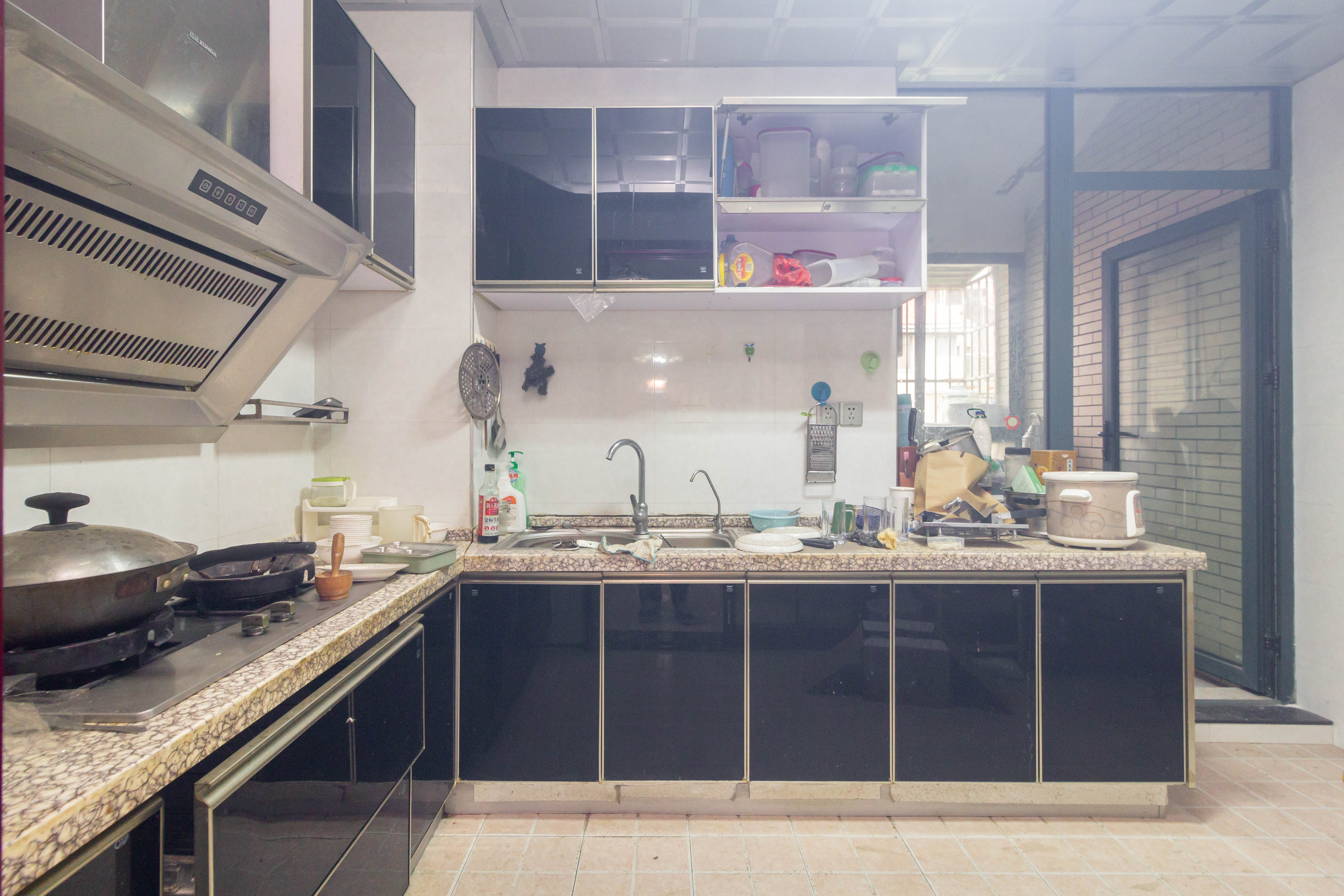 东业早安星城 3室2厅2卫 59.8万 东业早安星城 3室2厅2卫 59.8万厨房