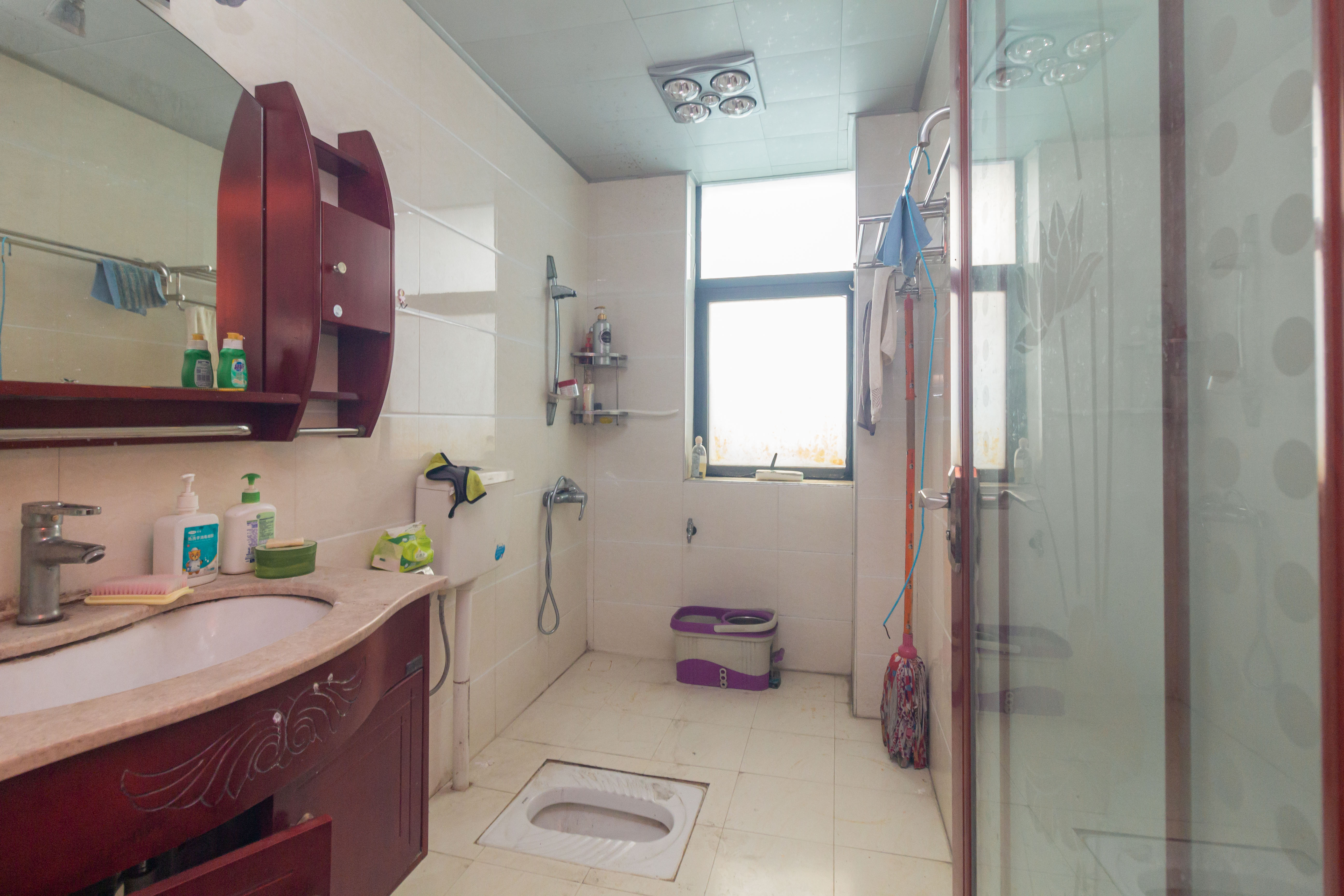 东业早安星城 3室2厅2卫 59.8万 东业早安星城 3室2厅2卫 59.8万卫生间