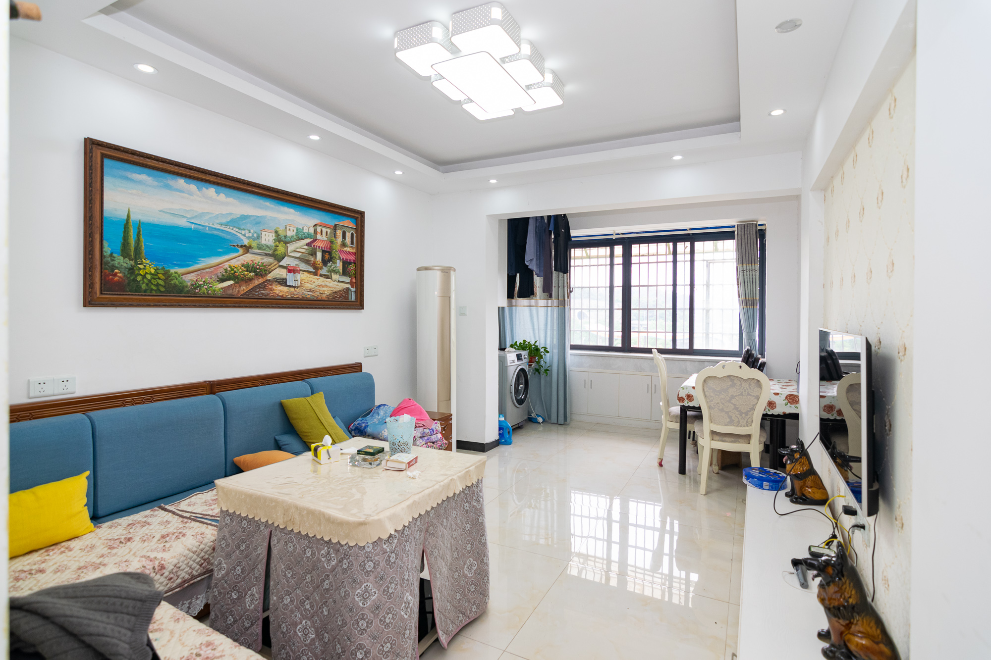 湖南报业文化城(米地亚家园) 2室2厅1卫 66.8万 湖南报业文化城(米地亚家园) 2室2厅1卫 66.8万客厅