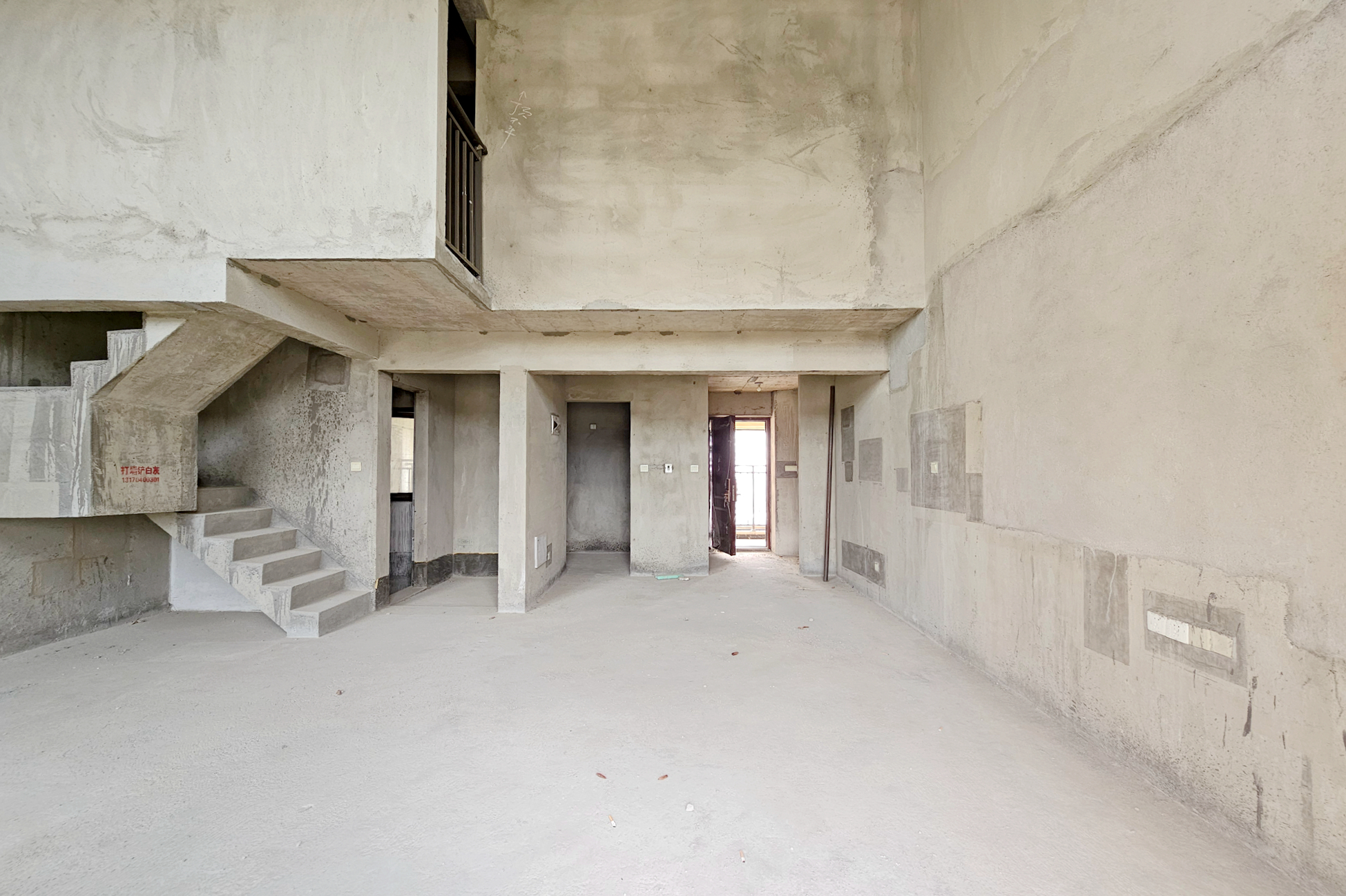 阳光城尚东湾蓝莓苑  3室2厅2卫    107.0万 阳光城尚东湾蓝莓苑  3室2厅2卫    107.0万客厅