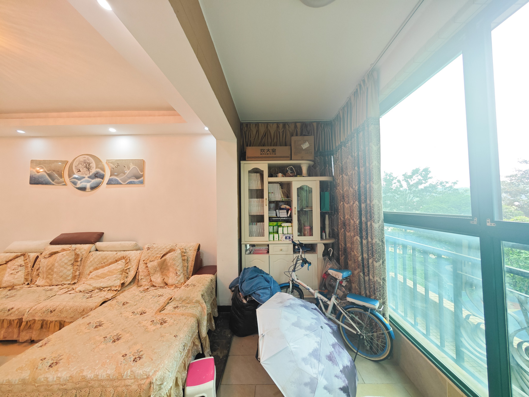 恒大城  3室2厅1卫    93.8万阳台