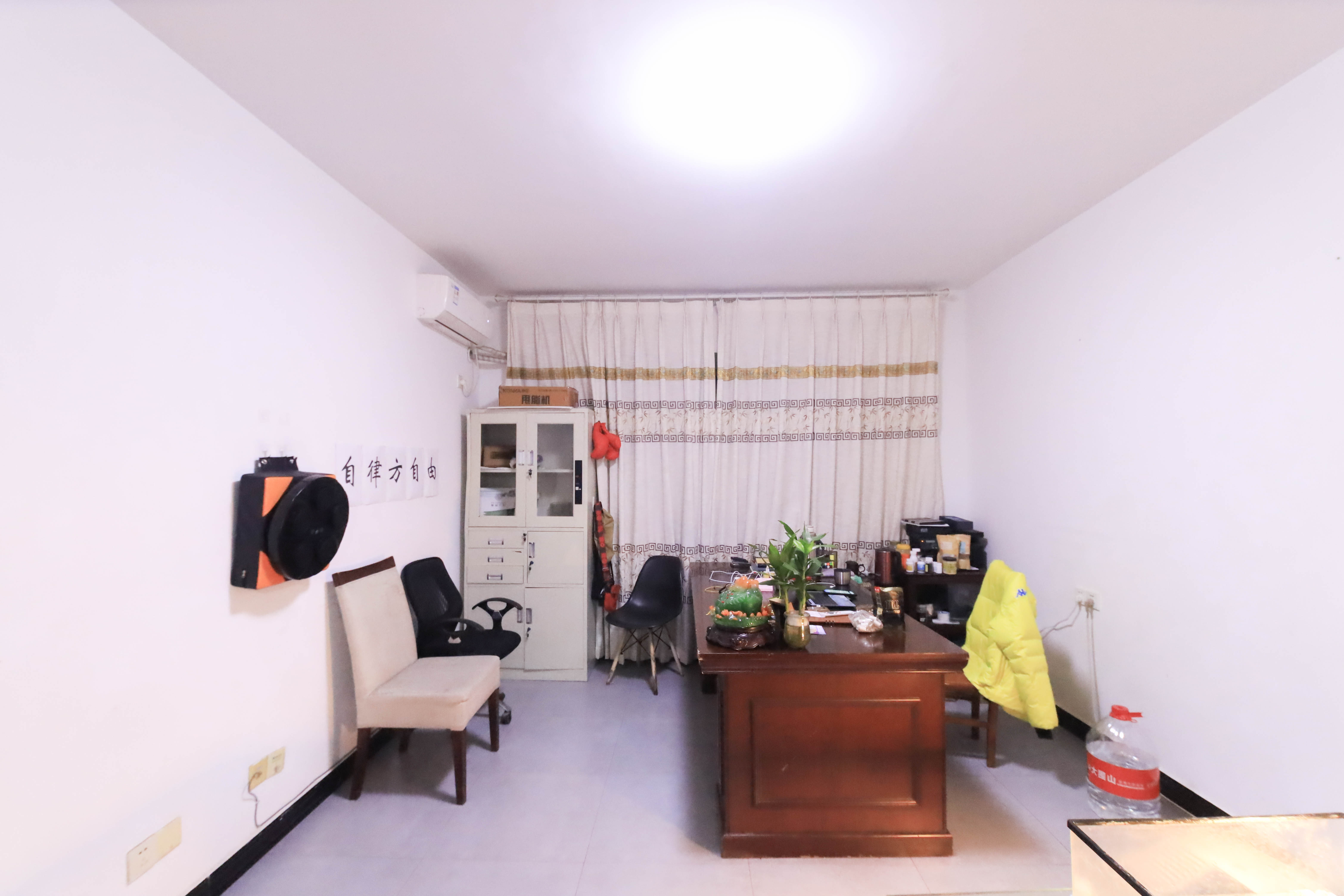 中天瑞景  3室2厅2卫   112.00万卧室