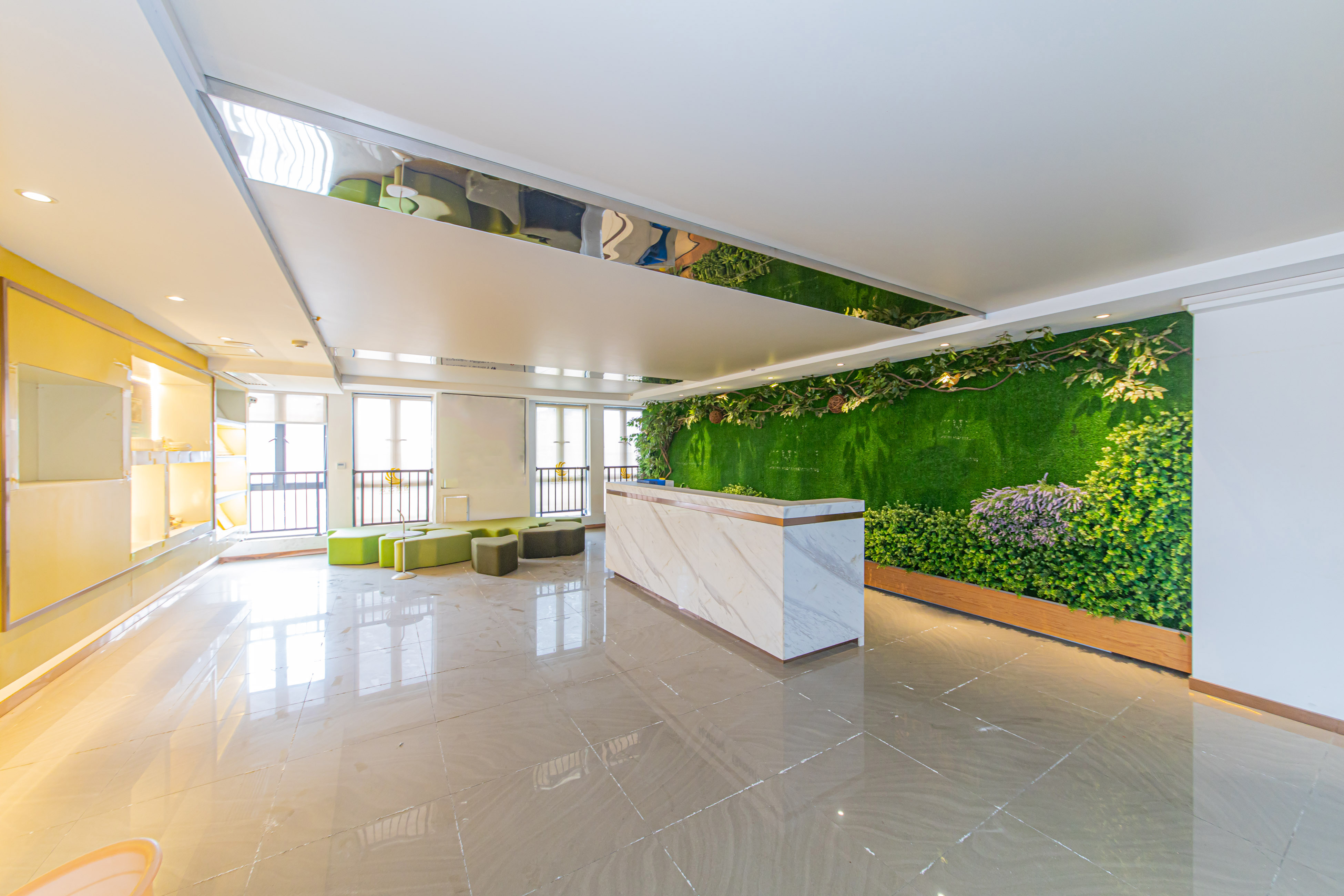 中建芙蓉工社  7室2厅3卫   1300.00万客厅