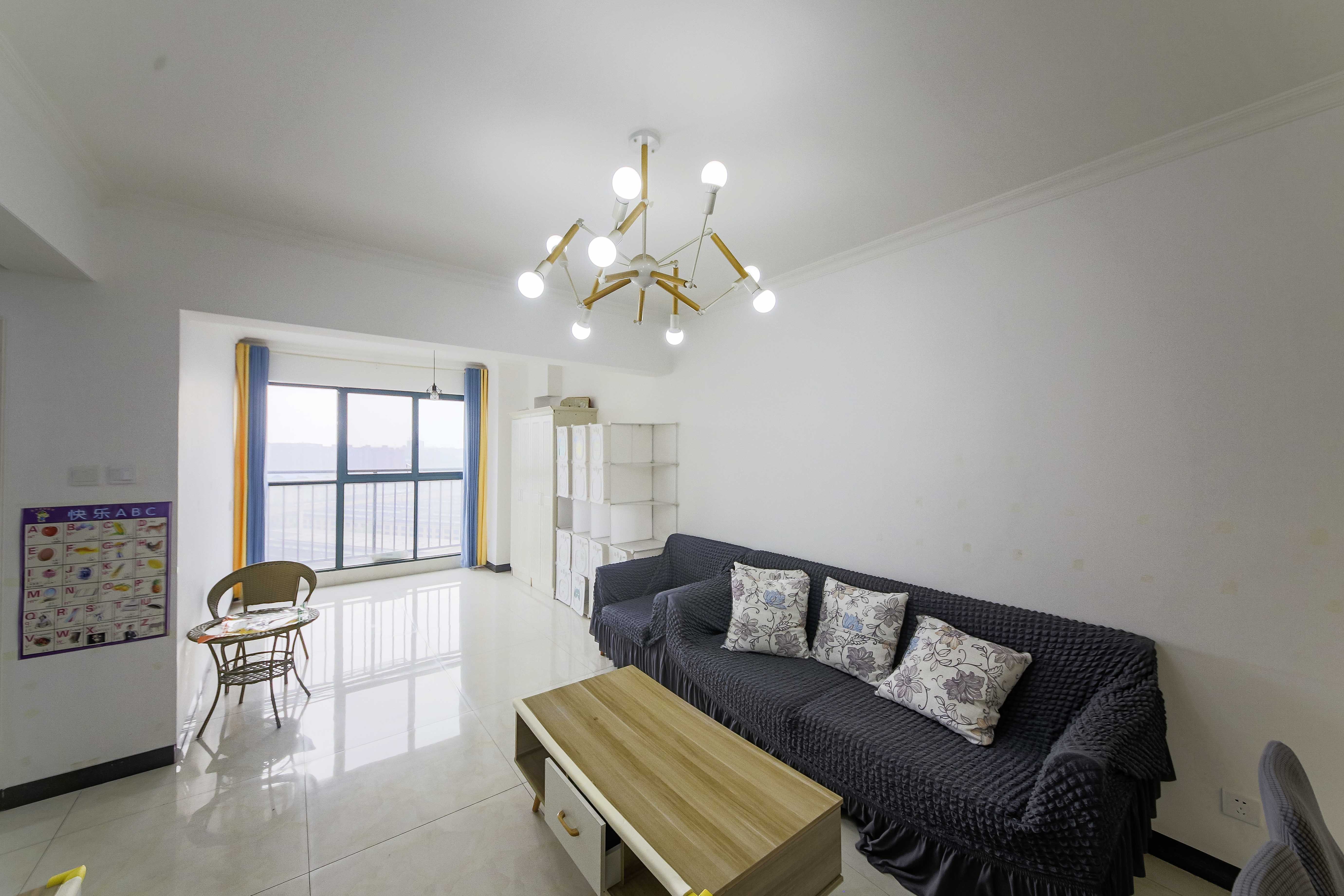 才子嘉都 2室1厅1卫 68.0万 才子嘉都 2室1厅1卫 68.0万客厅