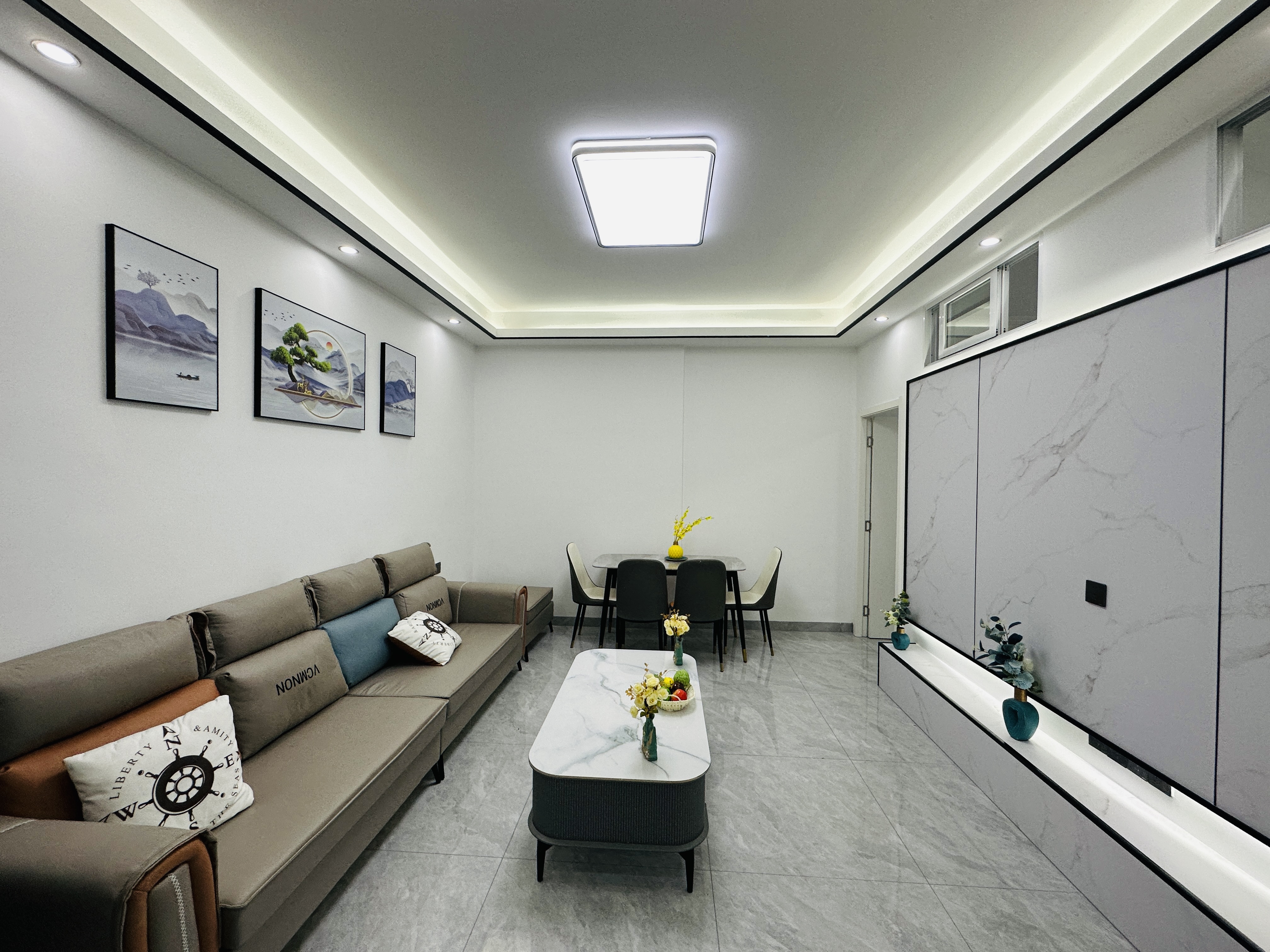 蓝海佳园  3室2厅1卫    114.0万 蓝海佳园  3室2厅1卫    114.0万客厅