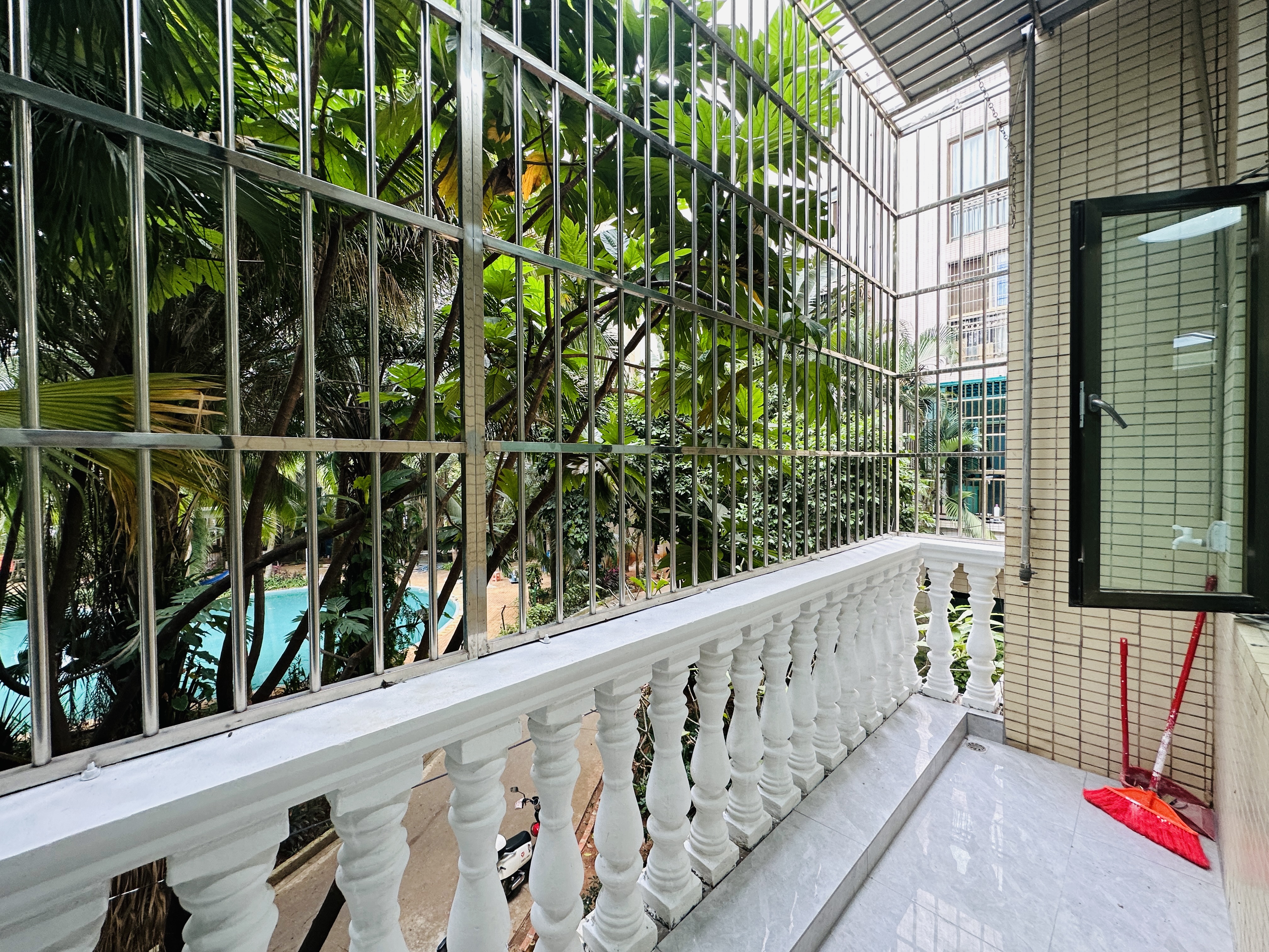 蓝海佳园  3室2厅1卫    114.0万 蓝海佳园  3室2厅1卫    114.0万阳台