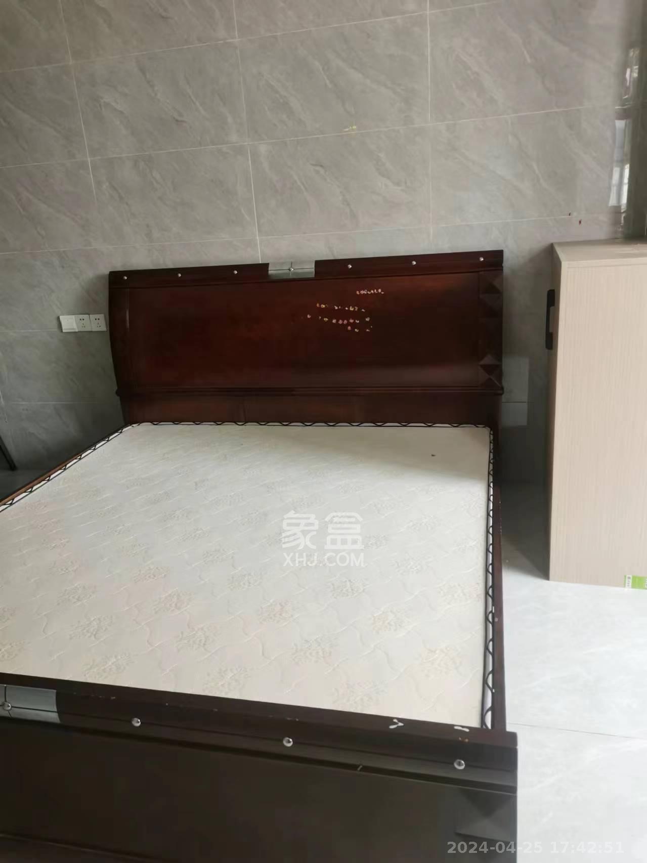 东宜新园  1室1厅1卫   1200.00元/月室内图
